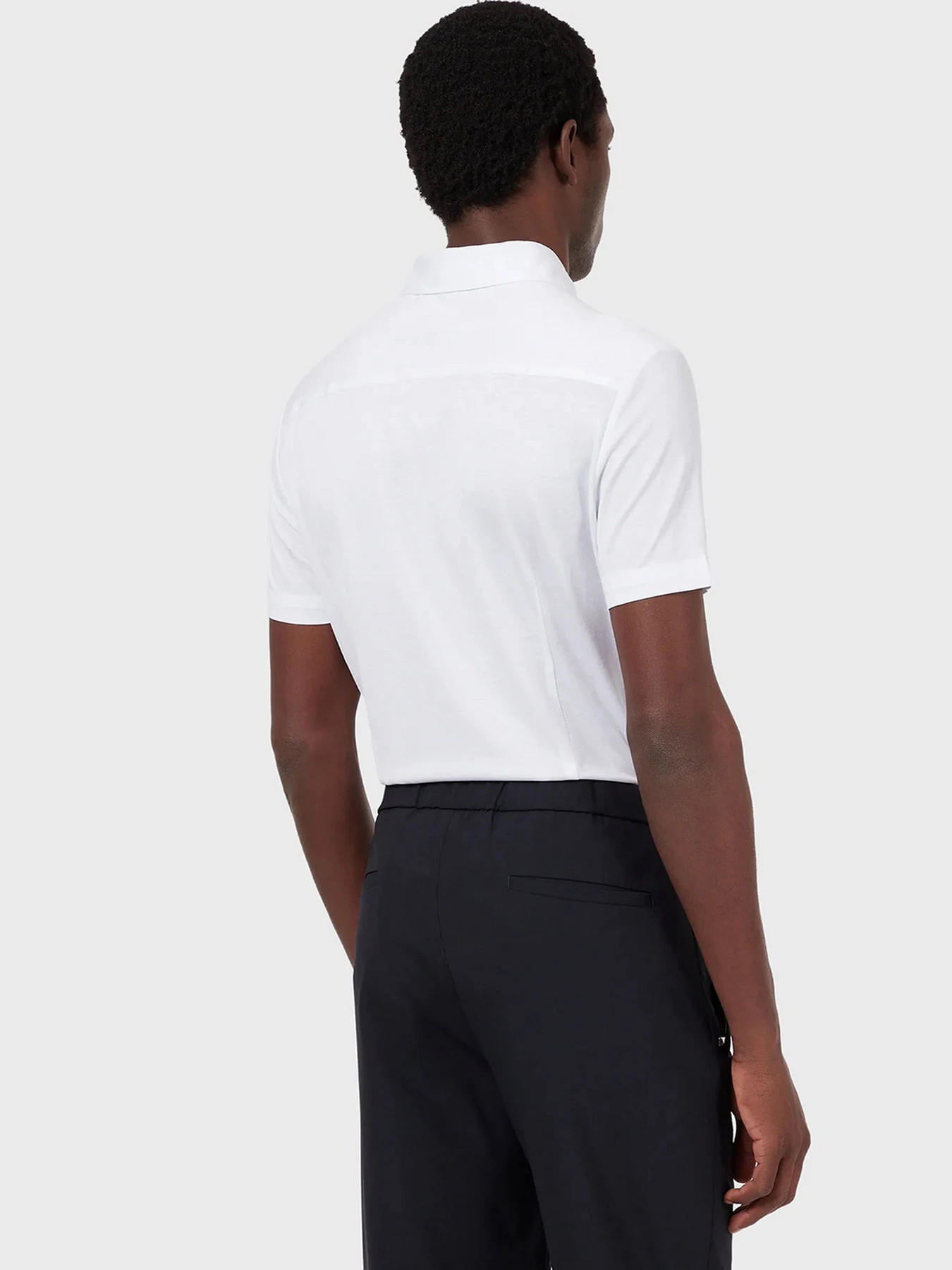 Рубашки Emporio Armani модель 8N1CG0-1JUVZ-0100 Рубашки Emporio Armani модель 8N1CG0-1JUVZ-0100 Фото