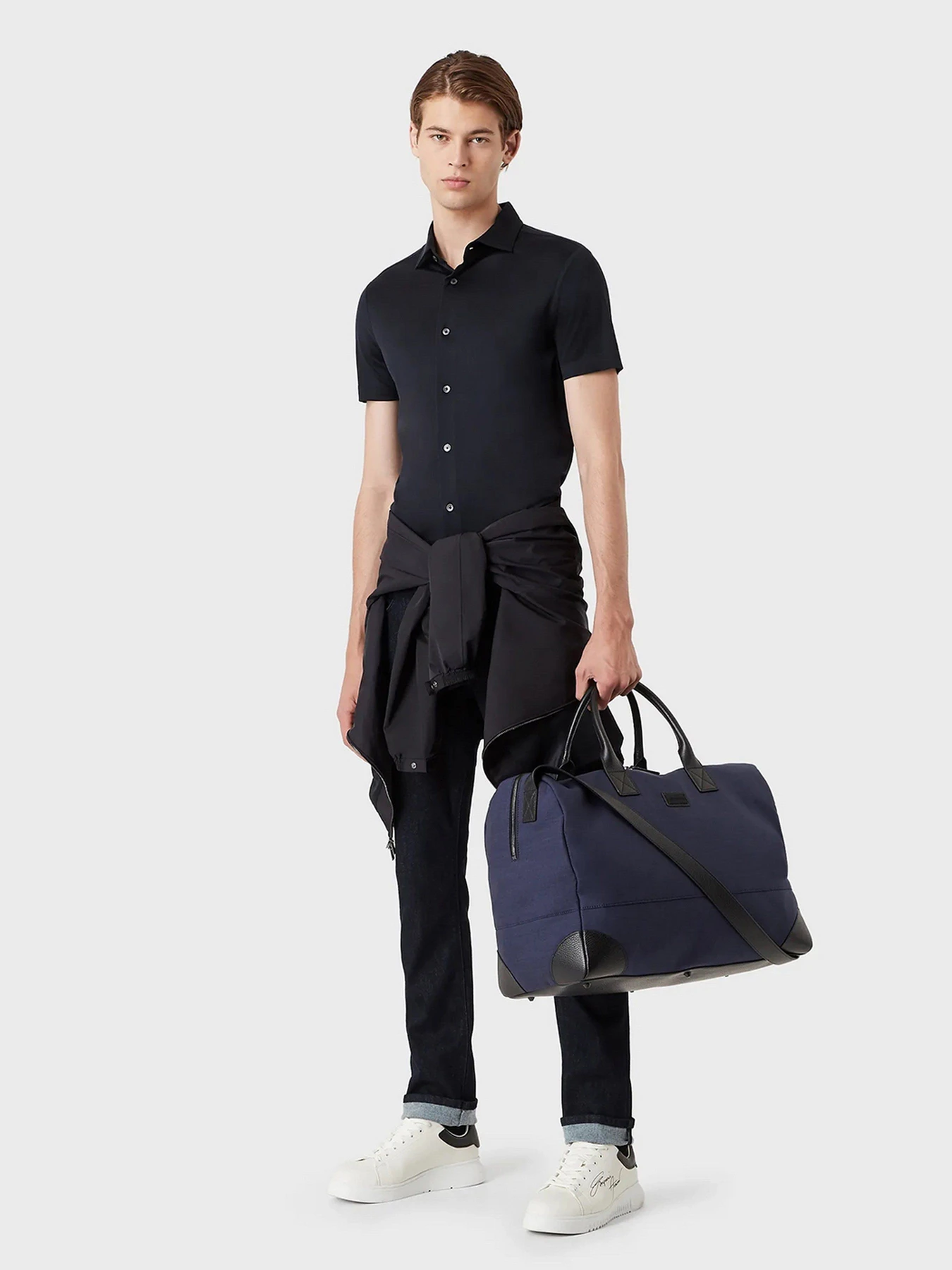 Рубашки Emporio Armani модель 8N1CG0-1JUVZ-0920 Рубашки Emporio Armani модель 8N1CG0-1JUVZ-0920 Фото