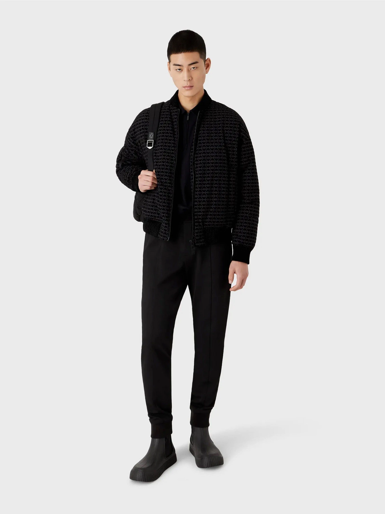 Куртки та дублянки Emporio Armani модель 6L1BF8-1NNCZ-0999 Куртки та дублянки Emporio Armani модель 6L1BF8-1NNCZ-0999 Фото
