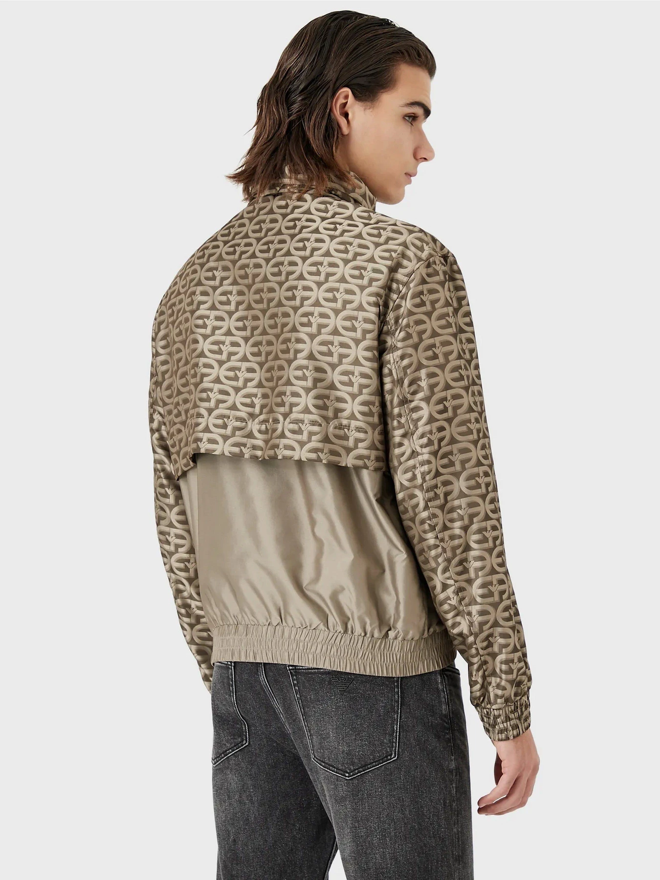 Куртки и дубленки Emporio Armani модель 6L1BL6-1NKYZ-F168 Фото