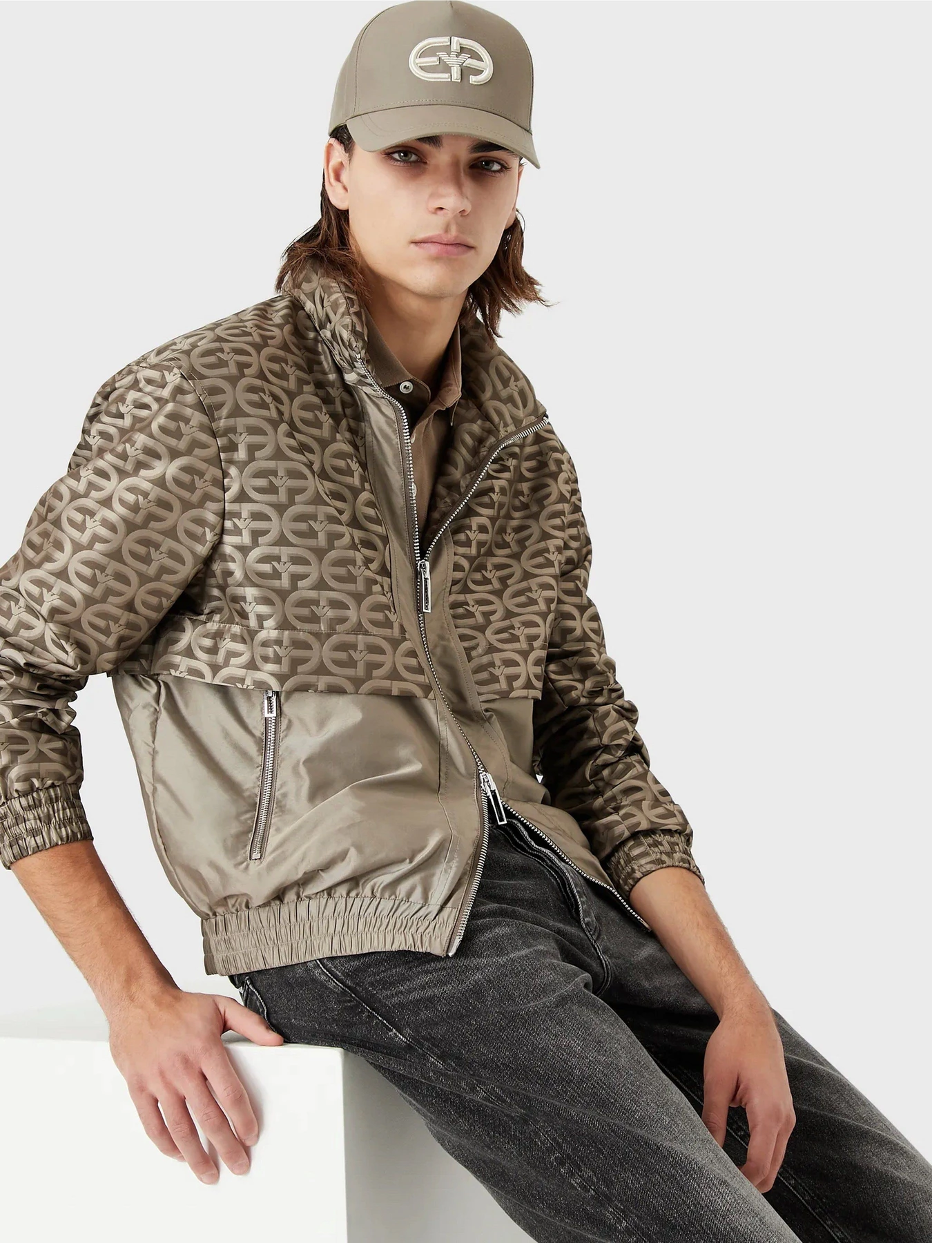 Куртки и дубленки Emporio Armani модель 6L1BL6-1NKYZ-F168 Фото
