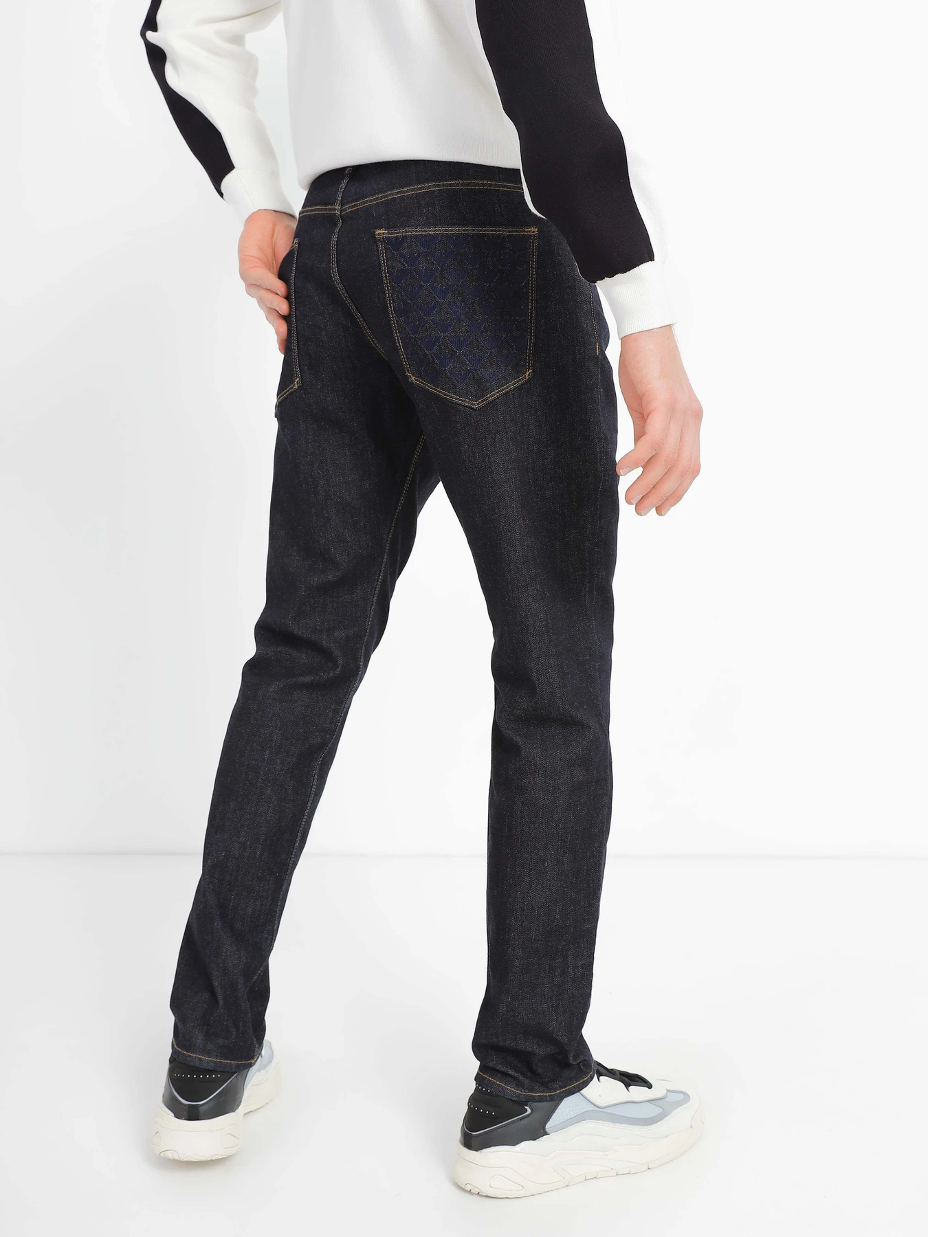 Джинсы Emporio Armani J06 модель 6L1J06-1DMWZ-F943 Фото
