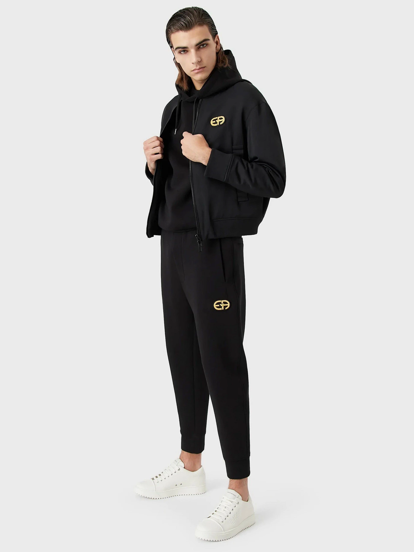 Худи и свитшоты Emporio Armani модель 6L1M84-1JHSZ-0999 Худи и свитшоты Emporio Armani модель 6L1M84-1JHSZ-0999 Фото