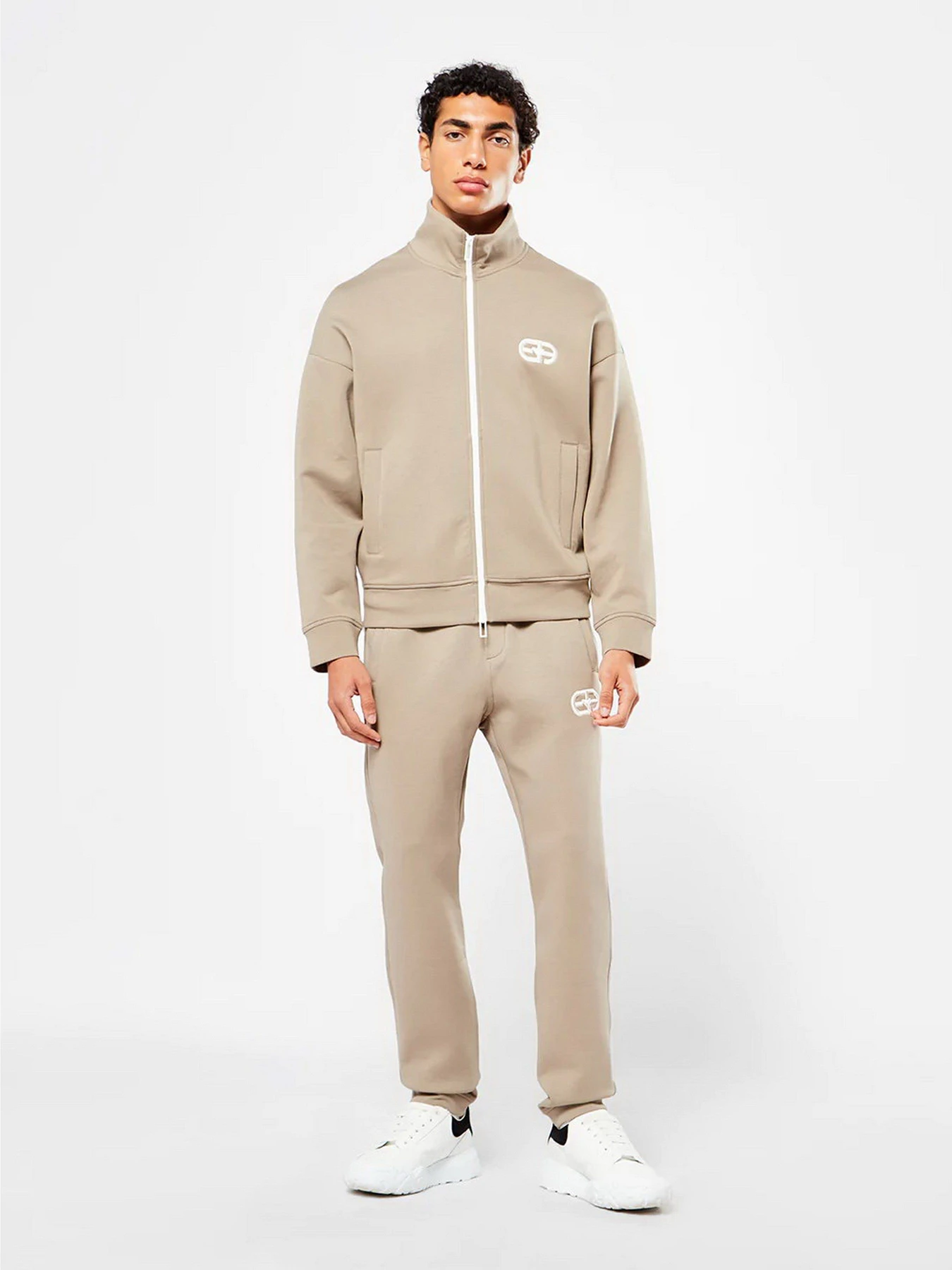 Худи и свитшоты Emporio Armani модель 6L1M85-1JHSZ-0137 Худи и свитшоты Emporio Armani модель 6L1M85-1JHSZ-0137 Фото
