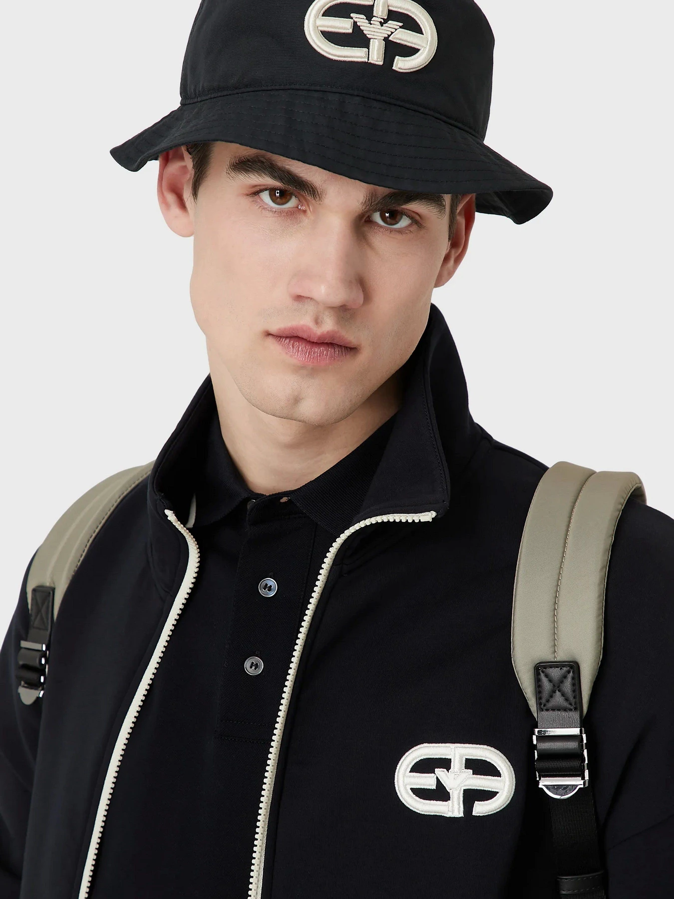 Худи и свитшоты Emporio Armani модель 6L1M85-1JHSZ-0999 Фото