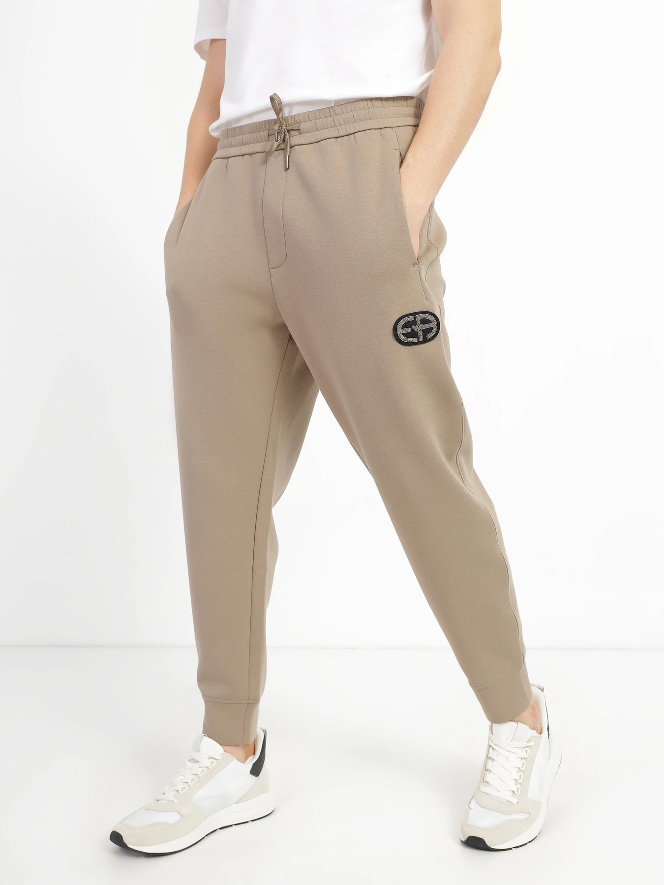 Брюки Emporio Armani модель 6L1P84-1JHSZ-0137 Брюки Emporio Armani модель 6L1P84-1JHSZ-0137 Фото