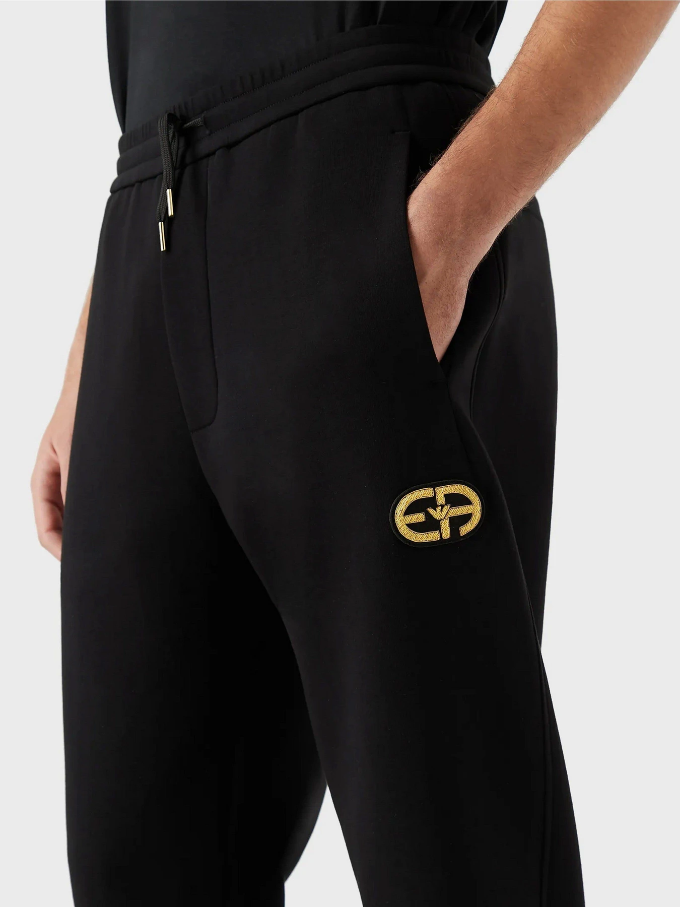 Брюки Emporio Armani модель 6L1P84-1JHSZ-0999 Брюки Emporio Armani модель 6L1P84-1JHSZ-0999 Фото
