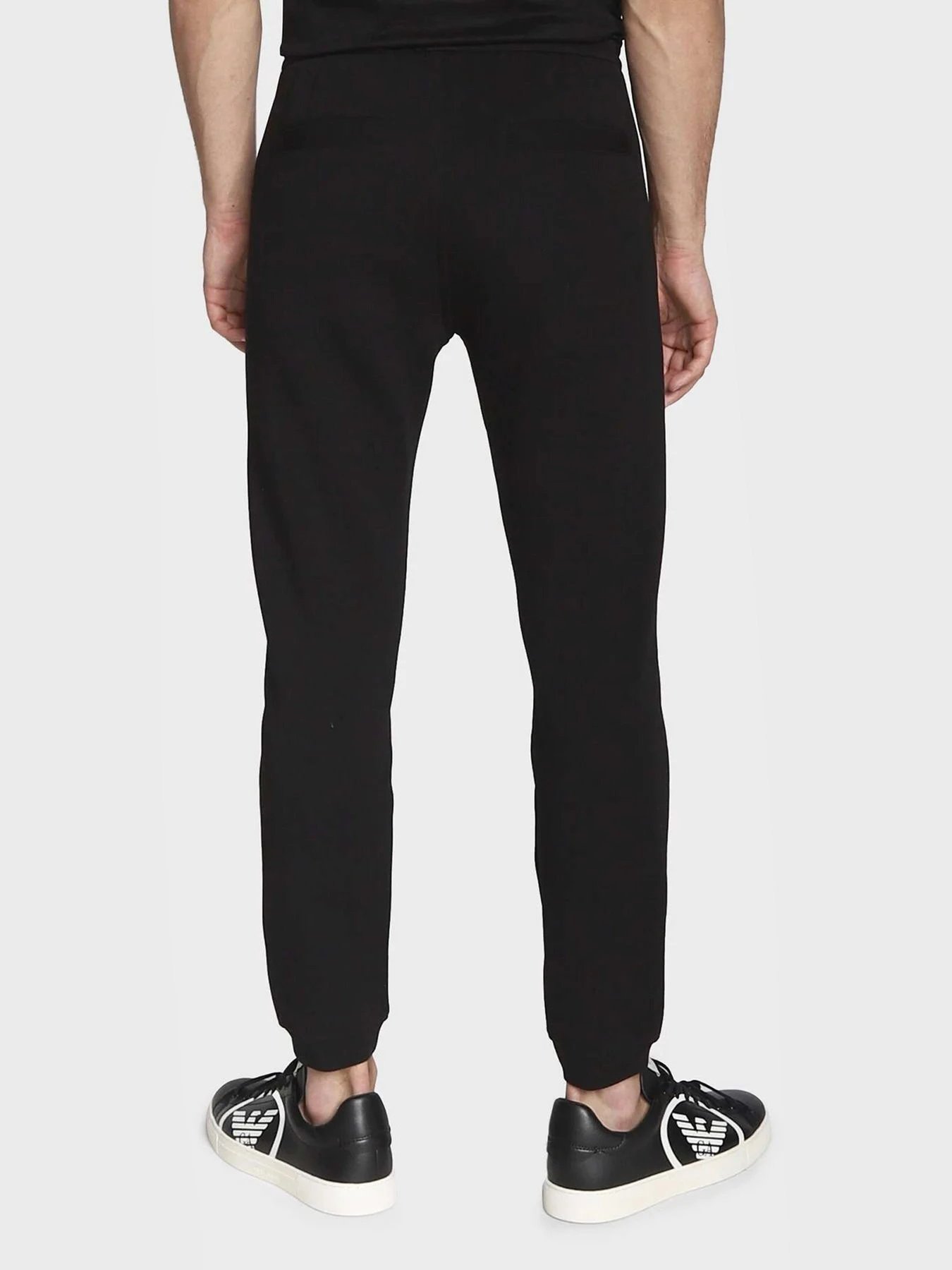Брюки Emporio Armani модель 6L1PE5-1JHSZ-0999 Брюки Emporio Armani модель 6L1PE5-1JHSZ-0999 Фото