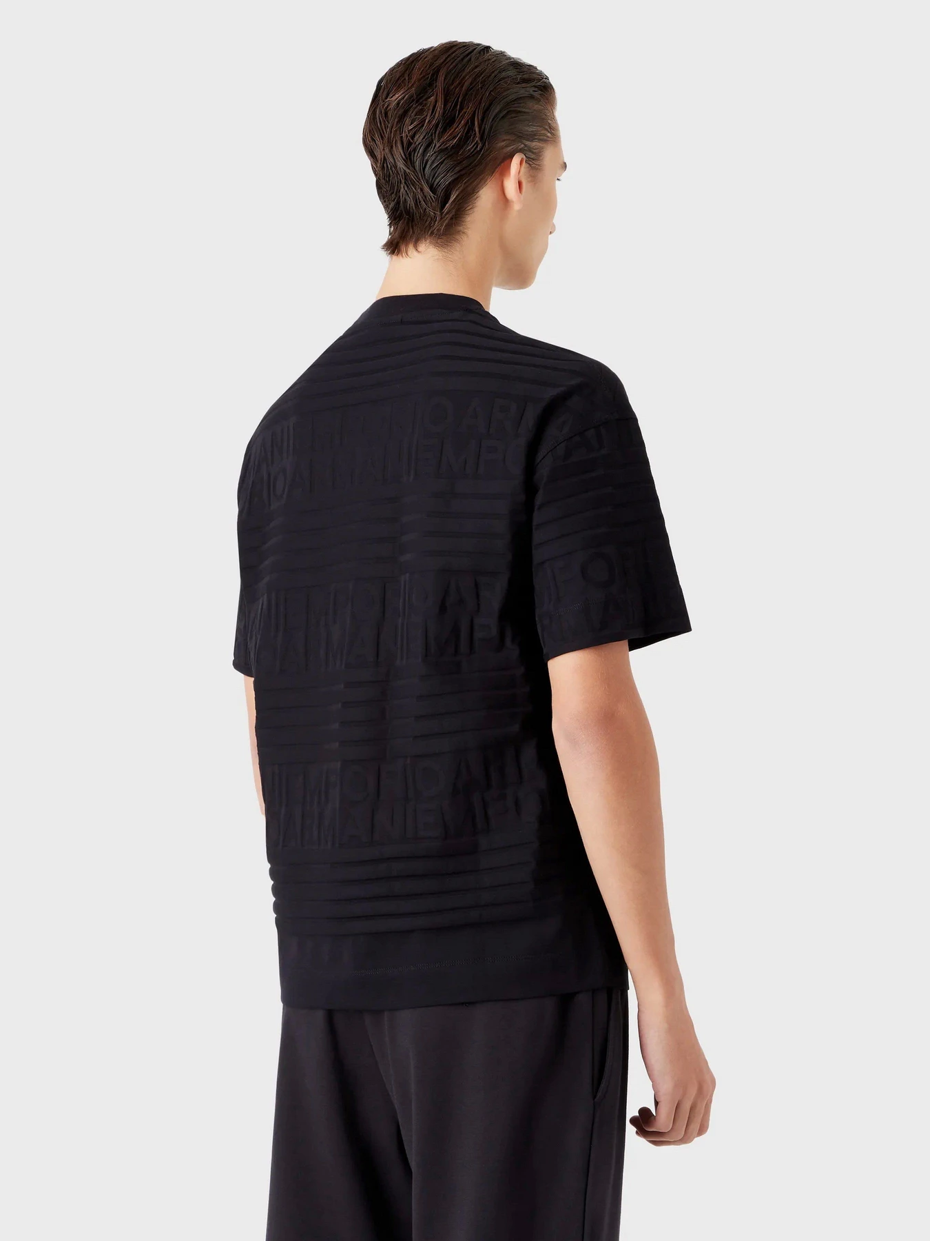 Футболки и поло Emporio Armani модель 6L1TL2-1JGYZ-F987 Футболки и поло Emporio Armani модель 6L1TL2-1JGYZ-F987 Фото