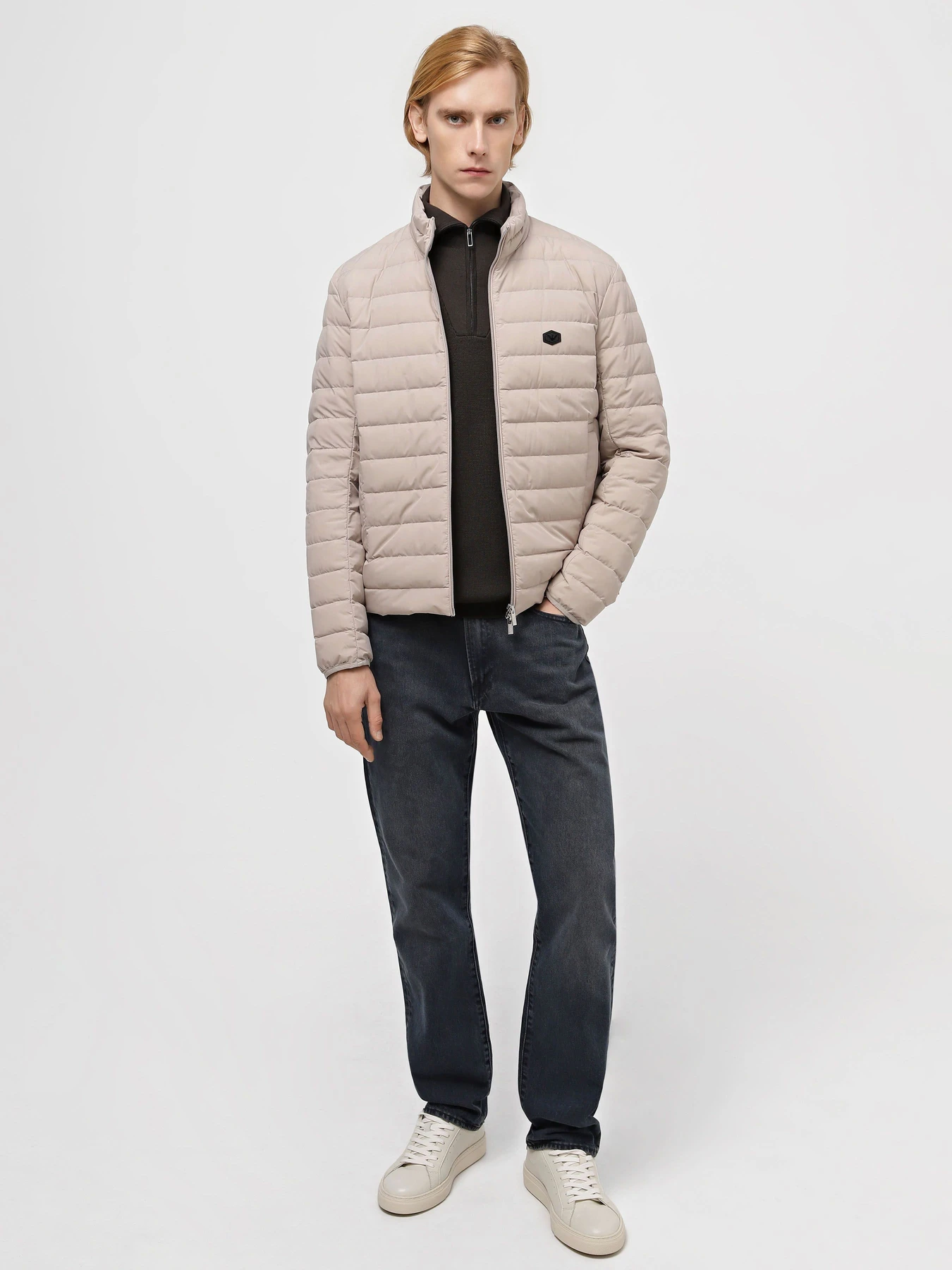 Куртки и дубленки Emporio Armani модель 8N1BQ2-1NLRZ-0135 Фото