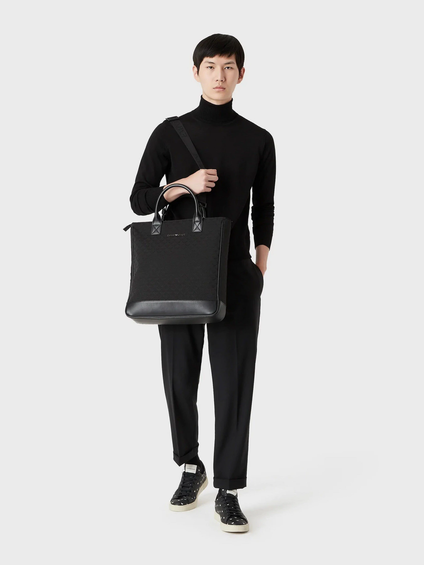 Свитры и кардиганы Emporio Armani модель 8N1M43-1M67Z-0999 Фото