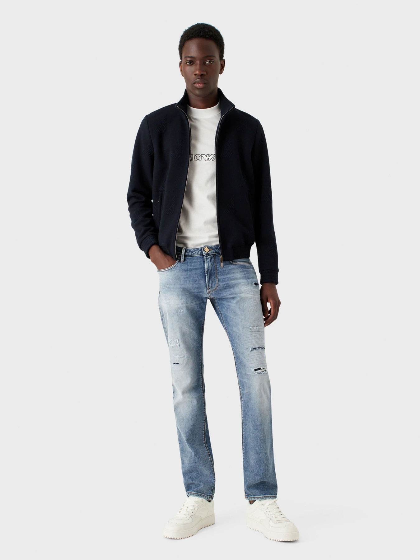 Джинси Emporio Armani J06 модель 3R1J06-1D33Z-0943 Джинси Emporio Armani J06 модель 3R1J06-1D33Z-0943 Фото