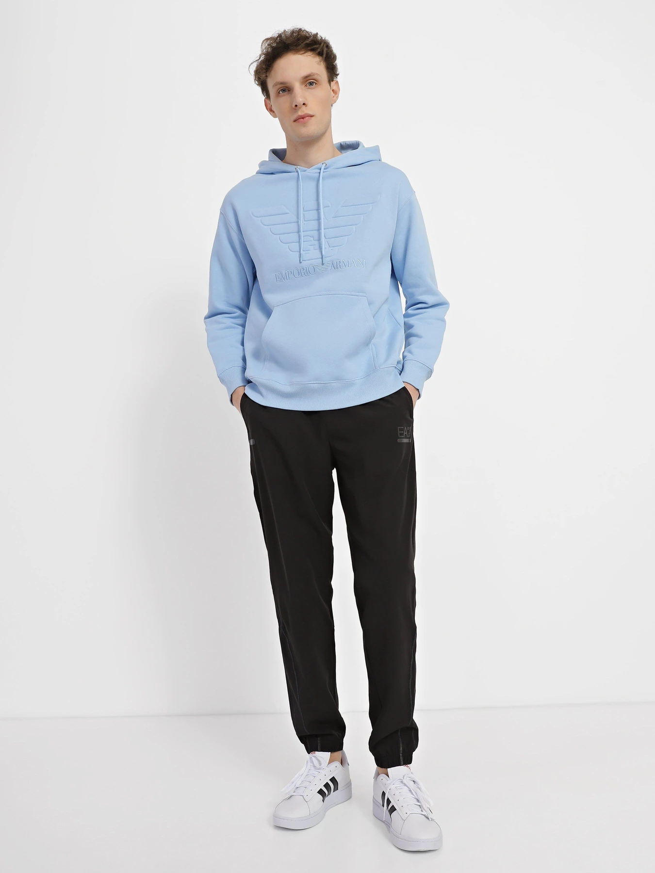 Худі та світшоти Emporio Armani модель 3R1M7Q-1JWEZ-0708 Худі та світшоти Emporio Armani модель 3R1M7Q-1JWEZ-0708 Фото
