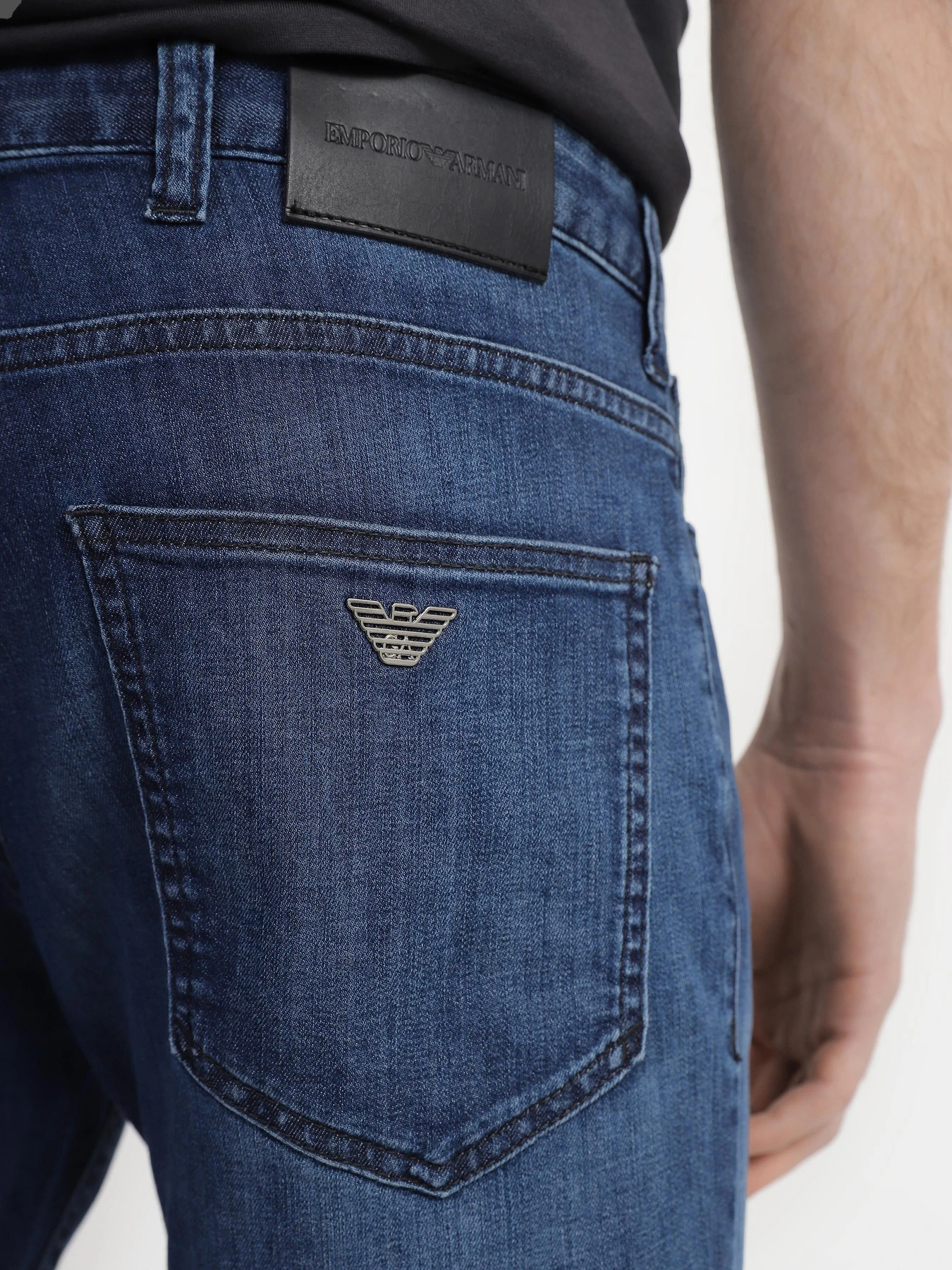 Шорты Emporio Armani модель 3R1PA6-1D85Z-0943 Фото