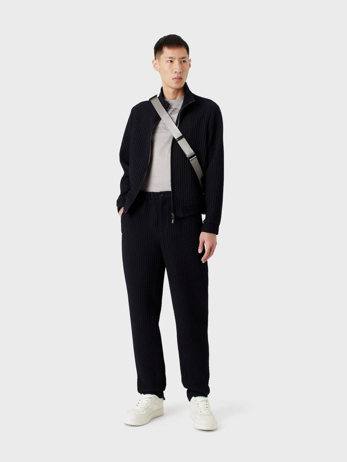Футболки и поло Emporio Armani модель 3R1TV0-1JSAZ-0634 Футболки и поло Emporio Armani модель 3R1TV0-1JSAZ-0634 Фото