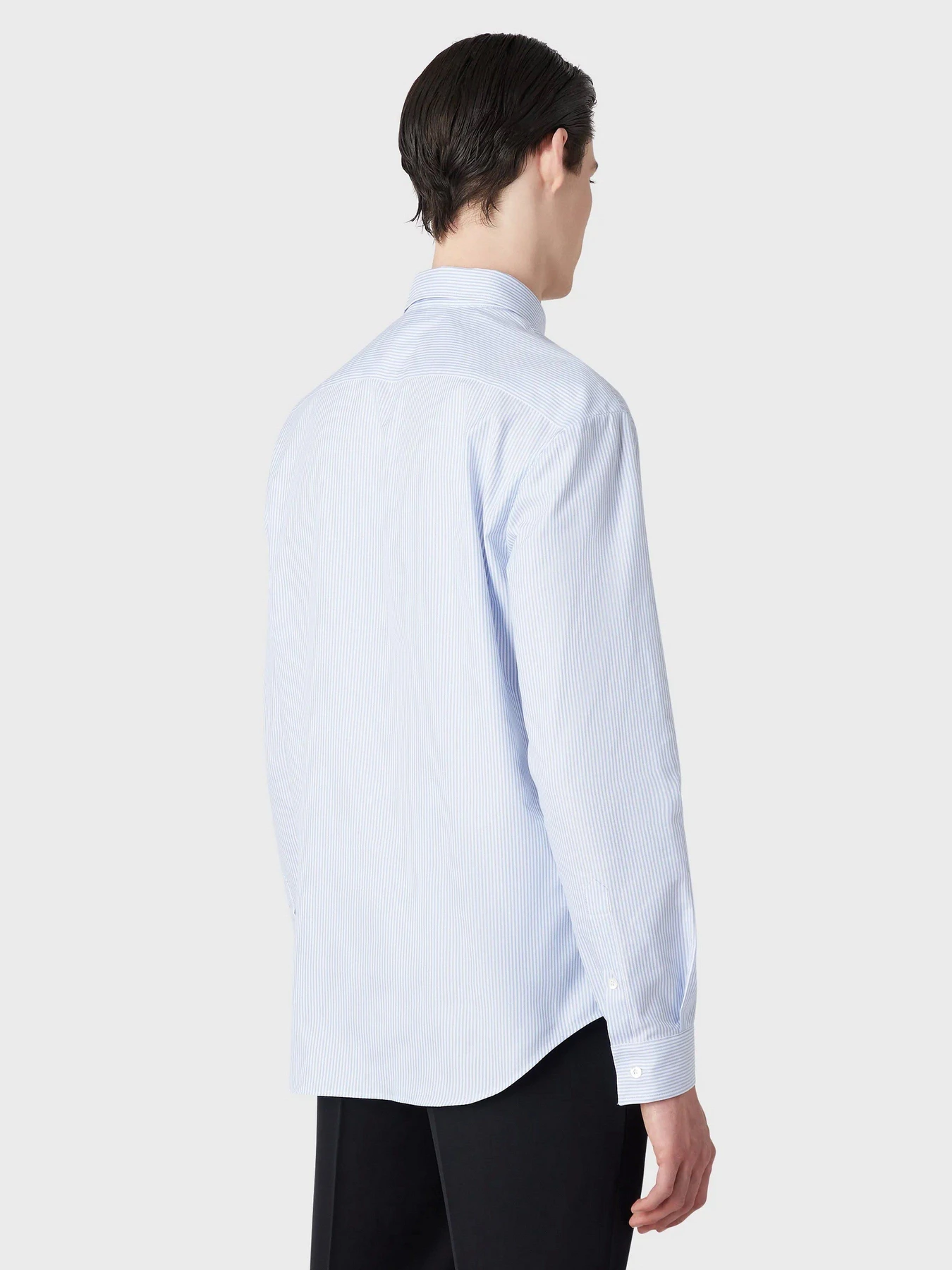 Рубашки Emporio Armani модель D41FA4-D110C-019 Рубашки Emporio Armani модель D41FA4-D110C-019 Фото