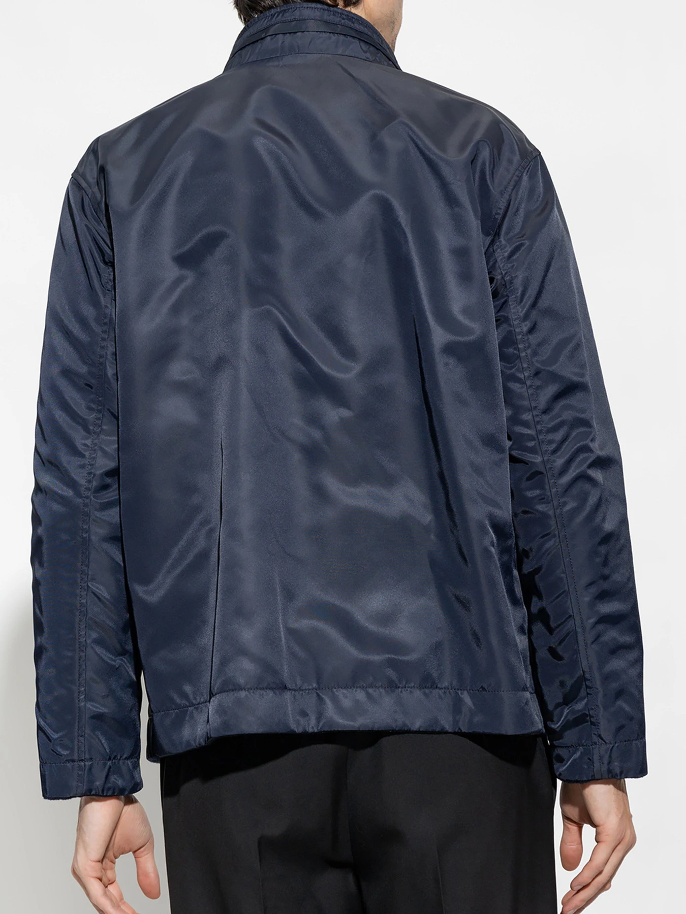 Куртки и дубленки Emporio Armani модель D41R28-D1452-922 Куртки и дубленки Emporio Armani модель D41R28-D1452-922 Фото