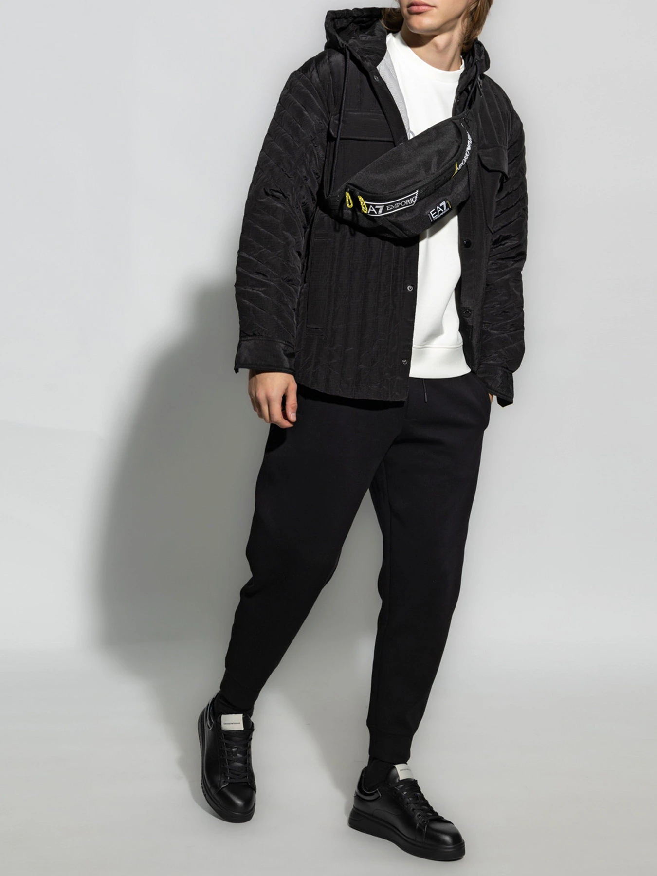 Куртки та дублянки Emporio Armani модель 3R1BC6-1NROZ-0999 Куртки та дублянки Emporio Armani модель 3R1BC6-1NROZ-0999 Фото