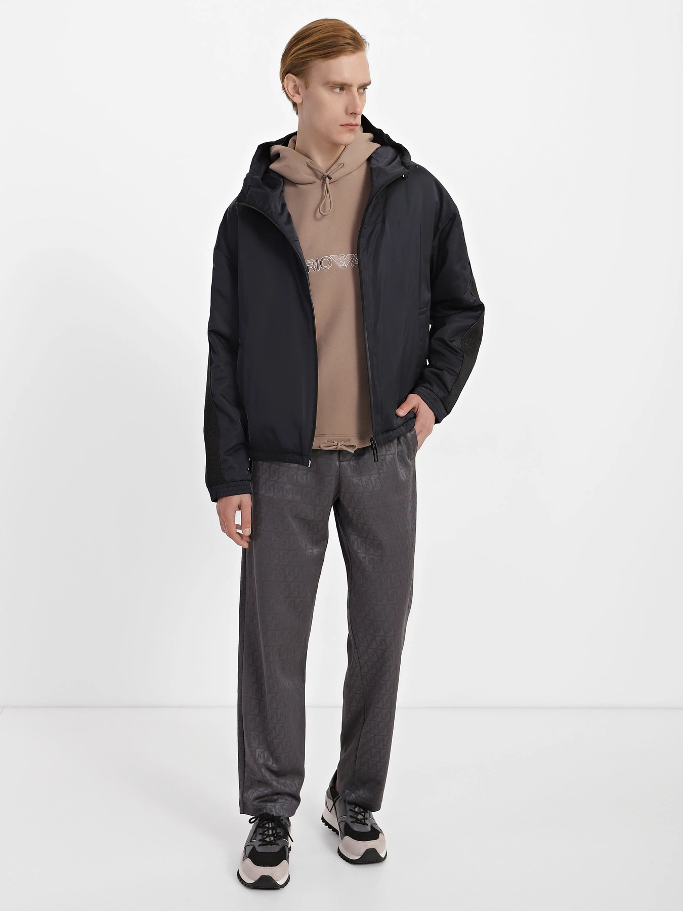 Куртки и дубленки Emporio Armani модель 3R1BD1-1NRYZ-0920 Куртки и дубленки Emporio Armani модель 3R1BD1-1NRYZ-0920 Фото
