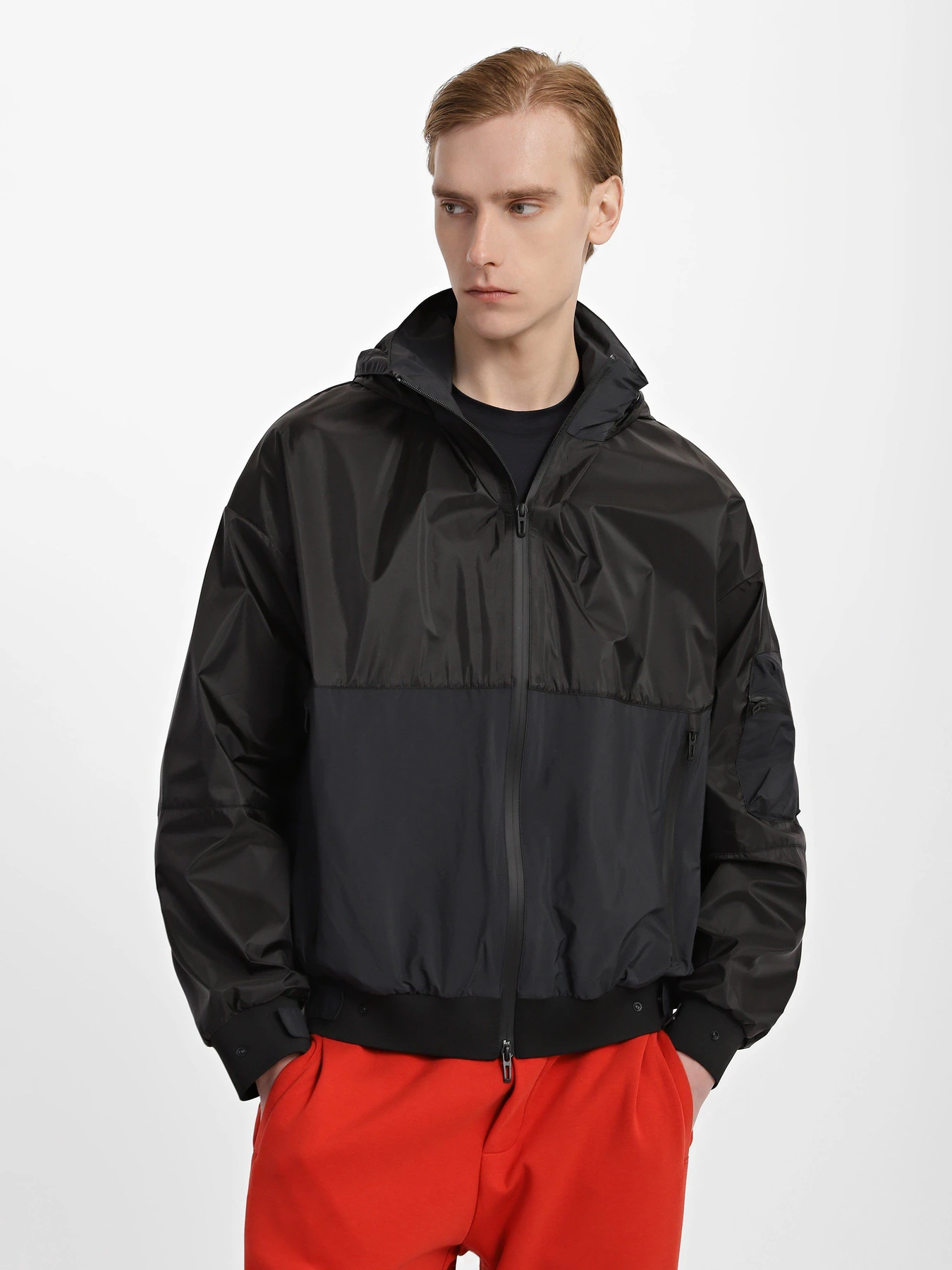Куртки и дубленки Emporio Armani модель 3R1BT1-1NSWZ-0999 Фото