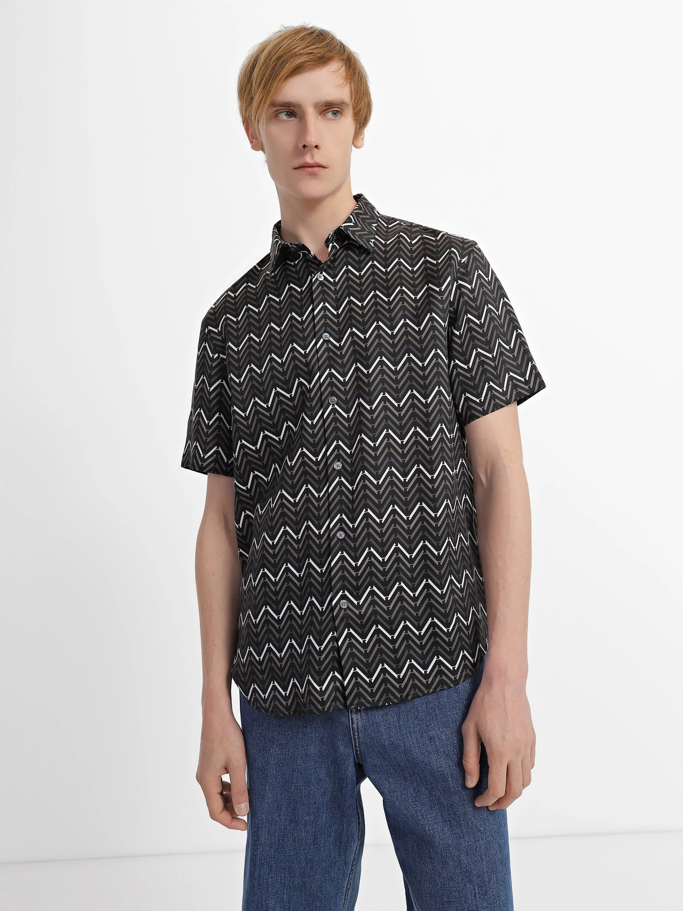 Рубашки Emporio Armani модель 3R1CQ7-1NWDZ-F074 Рубашки Emporio Armani модель 3R1CQ7-1NWDZ-F074 Фото