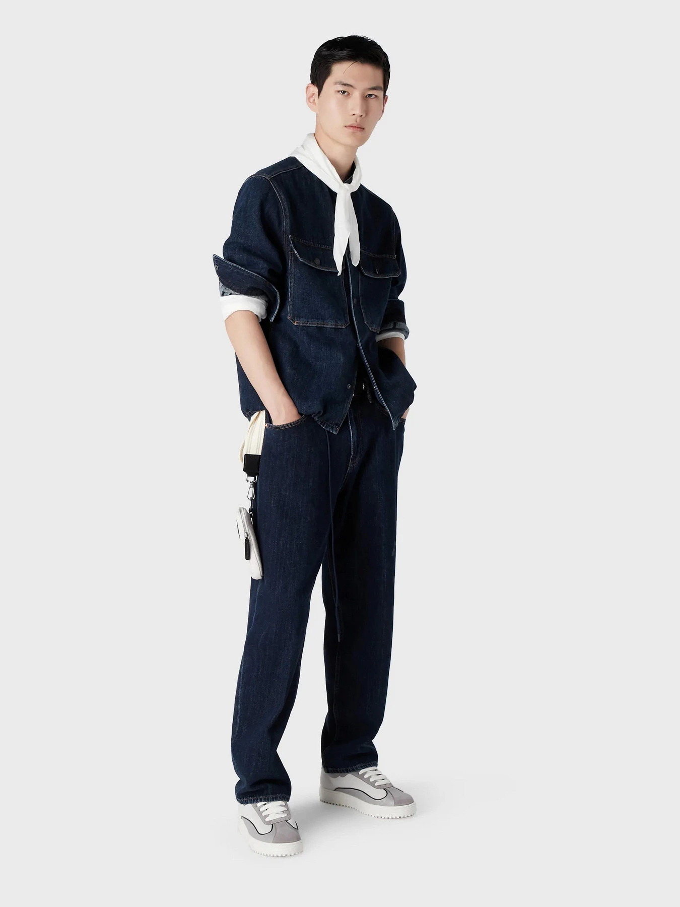 Джинси Emporio Armani J7 модель 3R1J73-1DPWZ-0941 Джинси Emporio Armani J7 модель 3R1J73-1DPWZ-0941 Фото