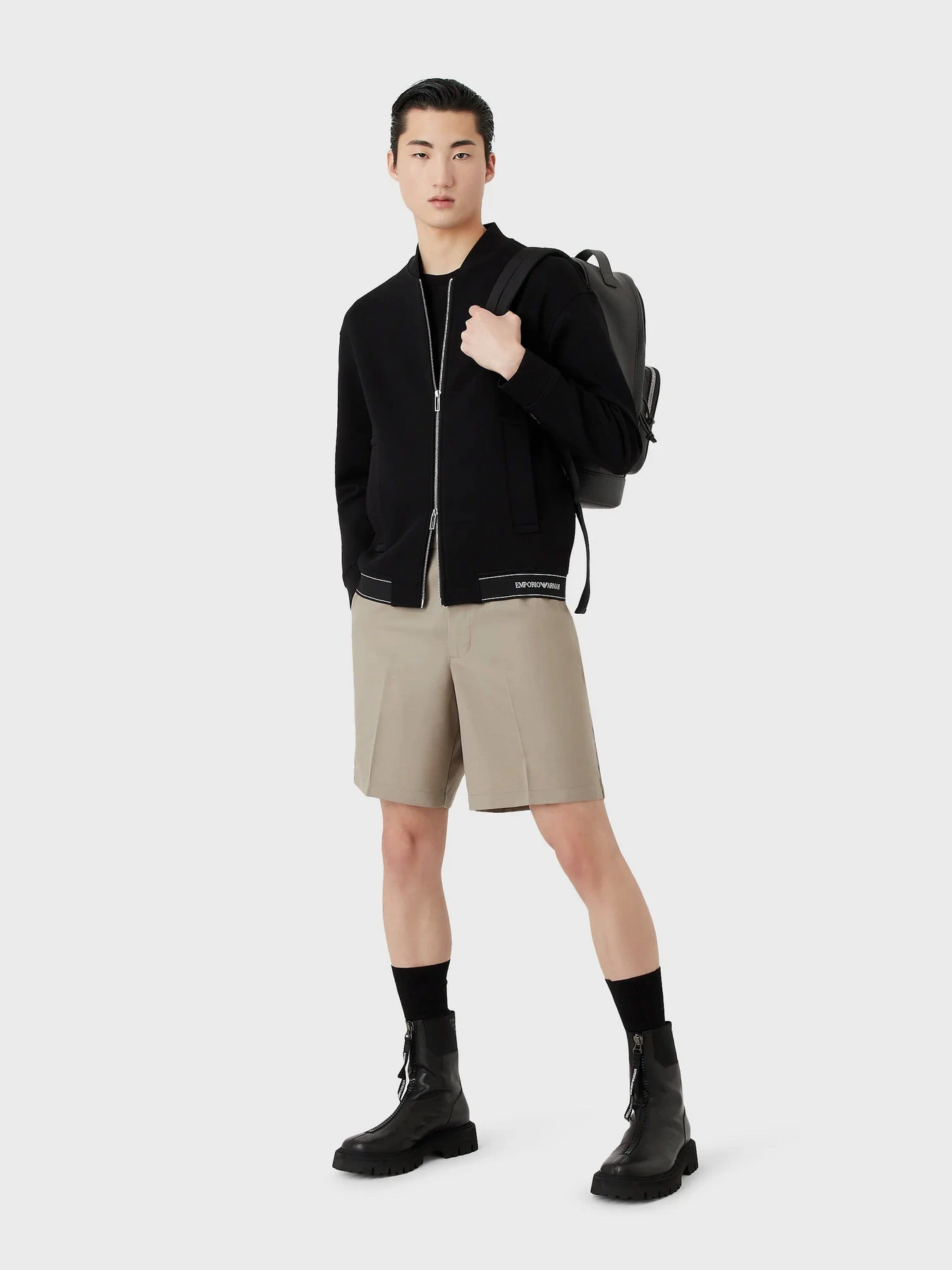 Худі та світшоти Emporio Armani модель 3R1MDF-1JHSZ-0999 Худі та світшоти Emporio Armani модель 3R1MDF-1JHSZ-0999 Фото