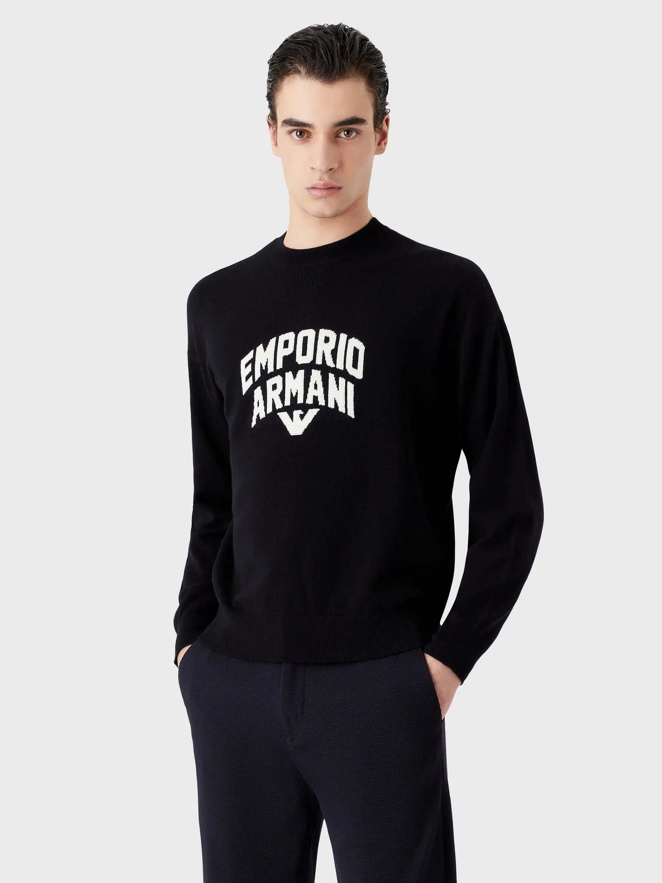 Свитры и кардиганы Emporio Armani модель 3R1MXA-1MDXZ-0920 Свитры и кардиганы Emporio Armani модель 3R1MXA-1MDXZ-0920 Фото