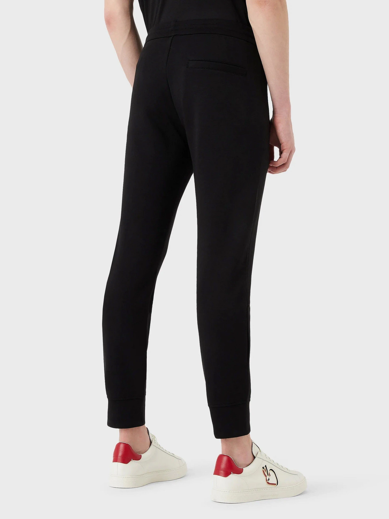 Брюки Emporio Armani модель 3R1PE8-1JHSZ-0999 Брюки Emporio Armani модель 3R1PE8-1JHSZ-0999 Фото
