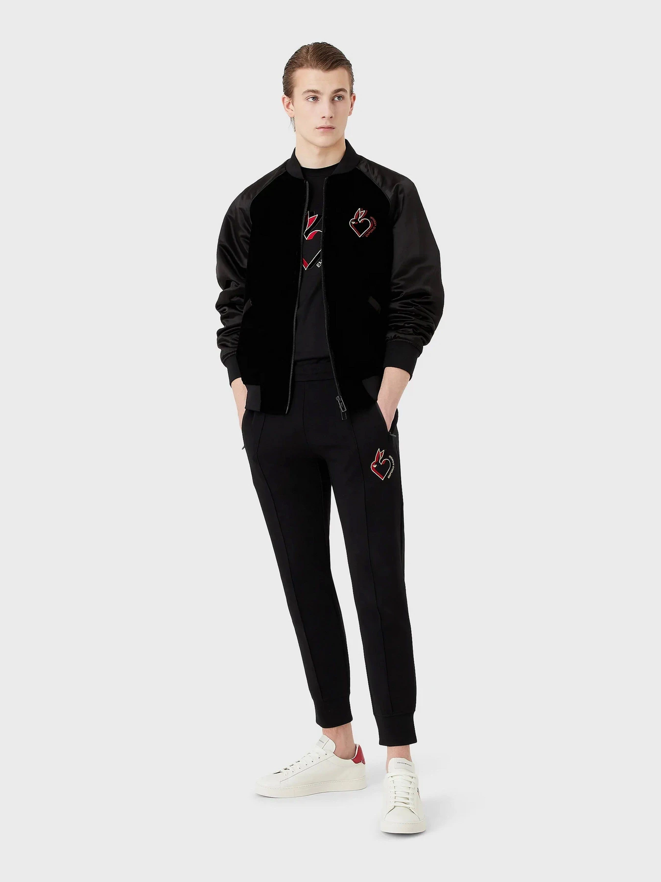 Брюки Emporio Armani модель 3R1PE8-1JHSZ-0999 Брюки Emporio Armani модель 3R1PE8-1JHSZ-0999 Фото