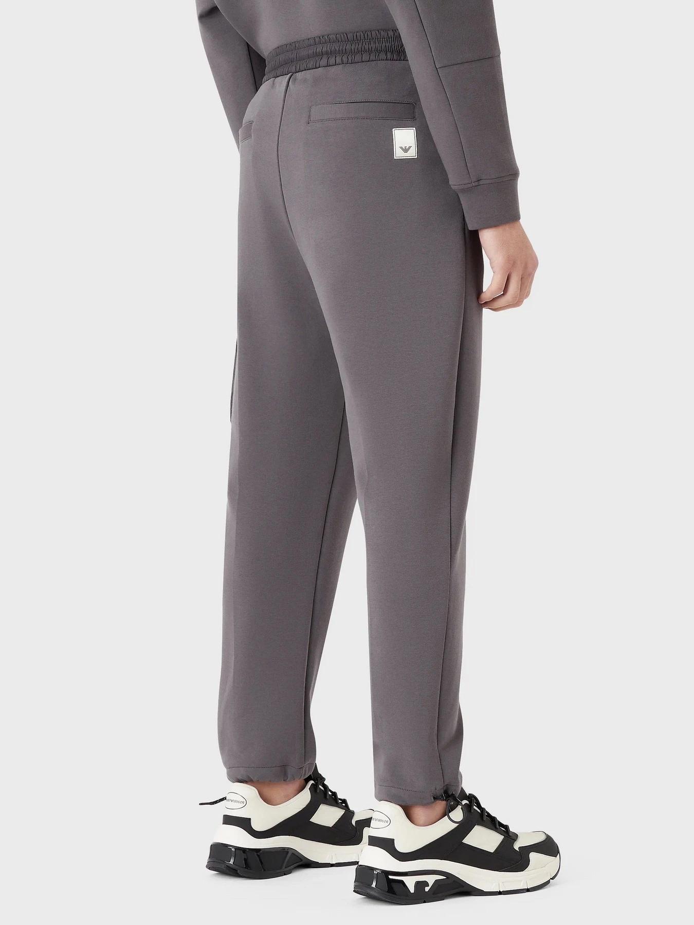 Брюки Emporio Armani модель 3R1PZ1-1JHSZ-0657 Брюки Emporio Armani модель 3R1PZ1-1JHSZ-0657 Фото