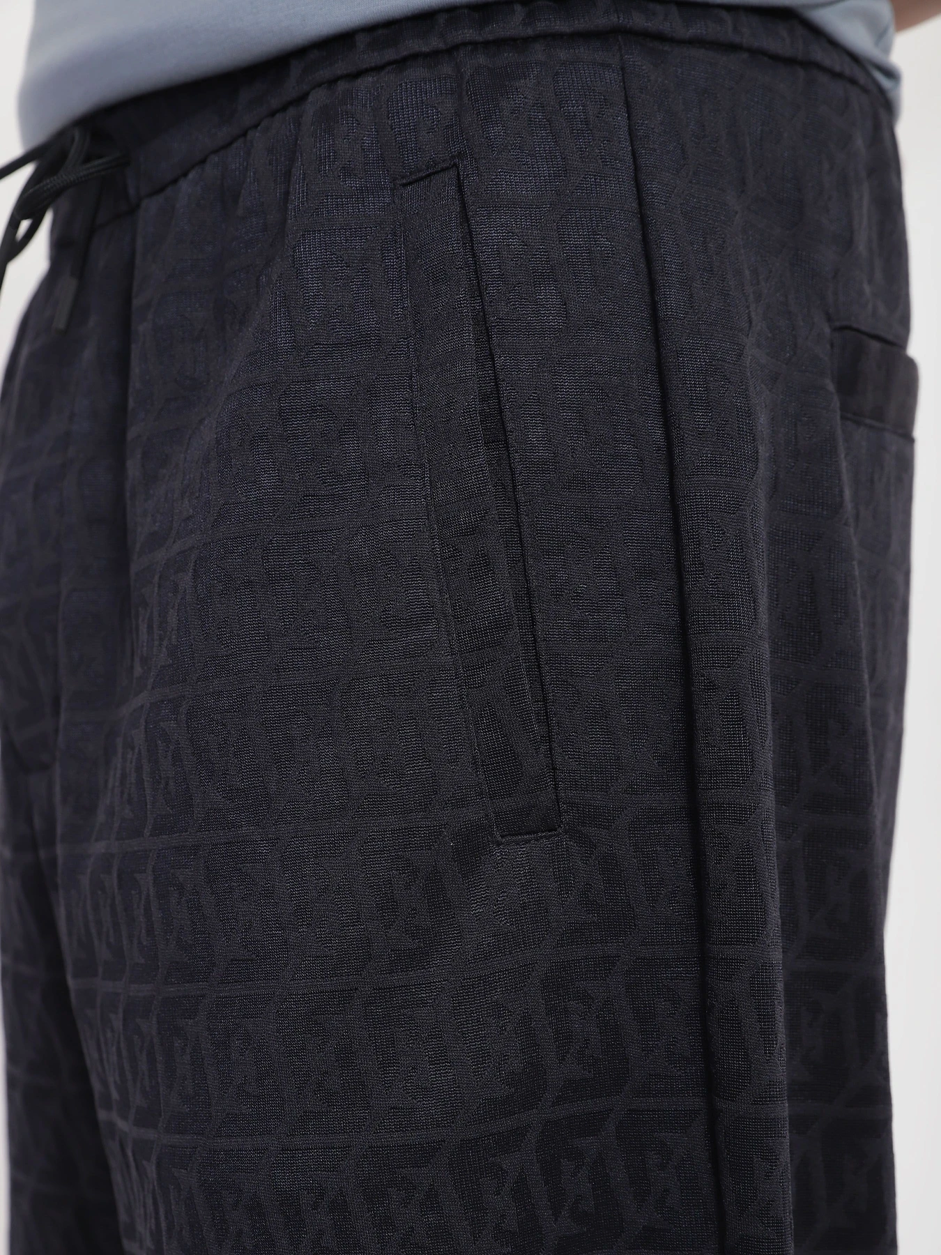 Штани Emporio Armani модель 3R1PZ3-1JMSZ-0920 Штани Emporio Armani модель 3R1PZ3-1JMSZ-0920 Фото