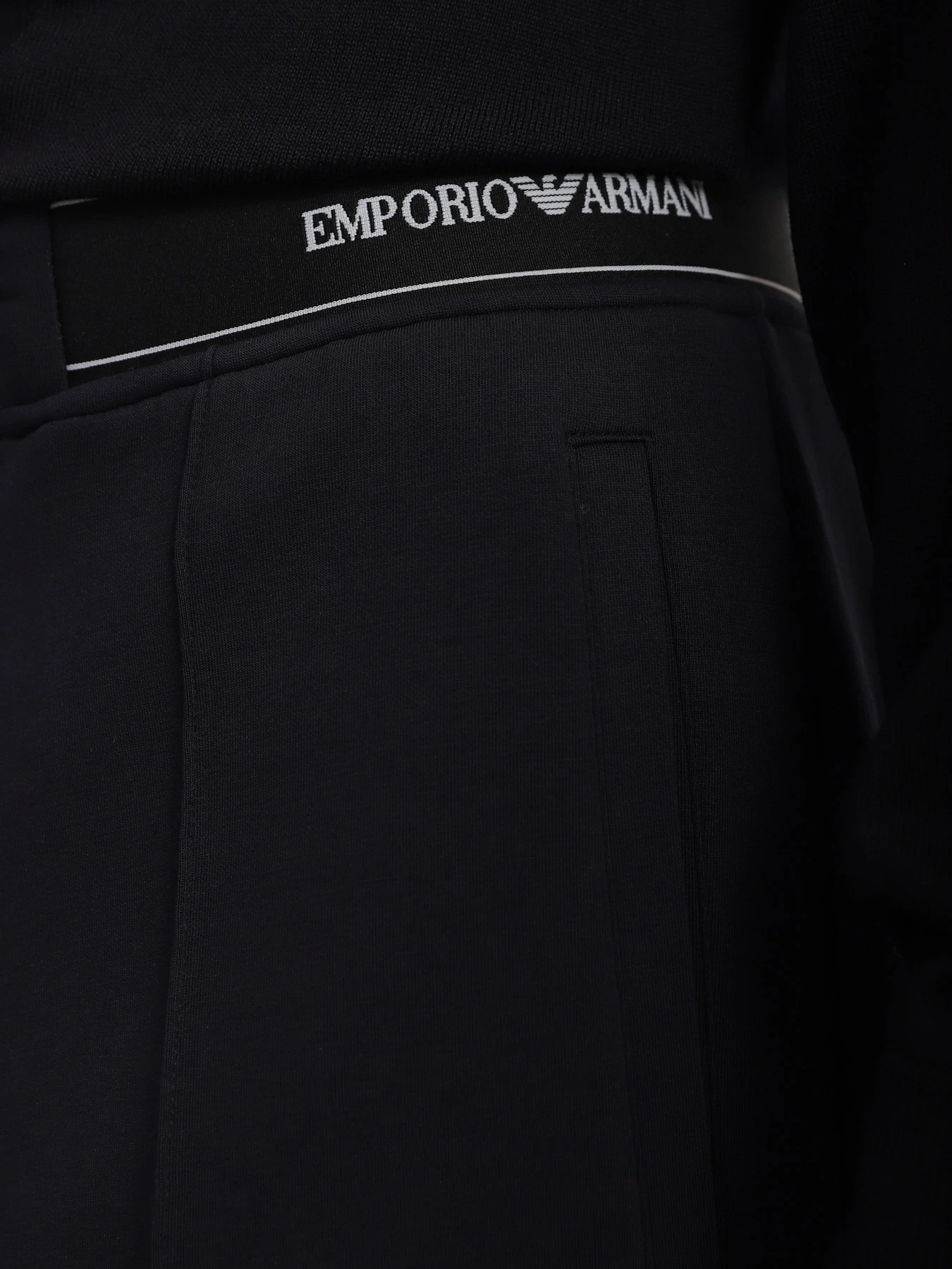 Штани Emporio Armani модель 3R1PZ6-1JHSZ-0920 Штани Emporio Armani модель 3R1PZ6-1JHSZ-0920 Фото