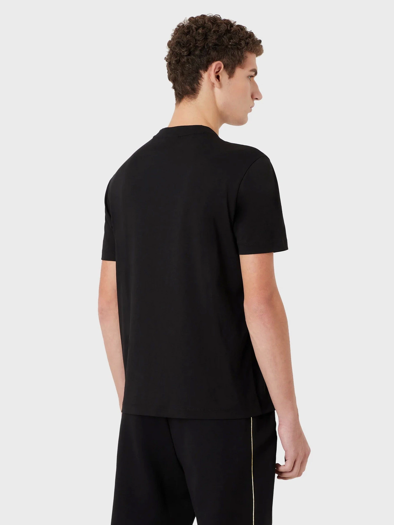 Футболки и поло Emporio Armani модель 3R1TDE-1JPZZ-0999 Футболки и поло Emporio Armani модель 3R1TDE-1JPZZ-0999 Фото