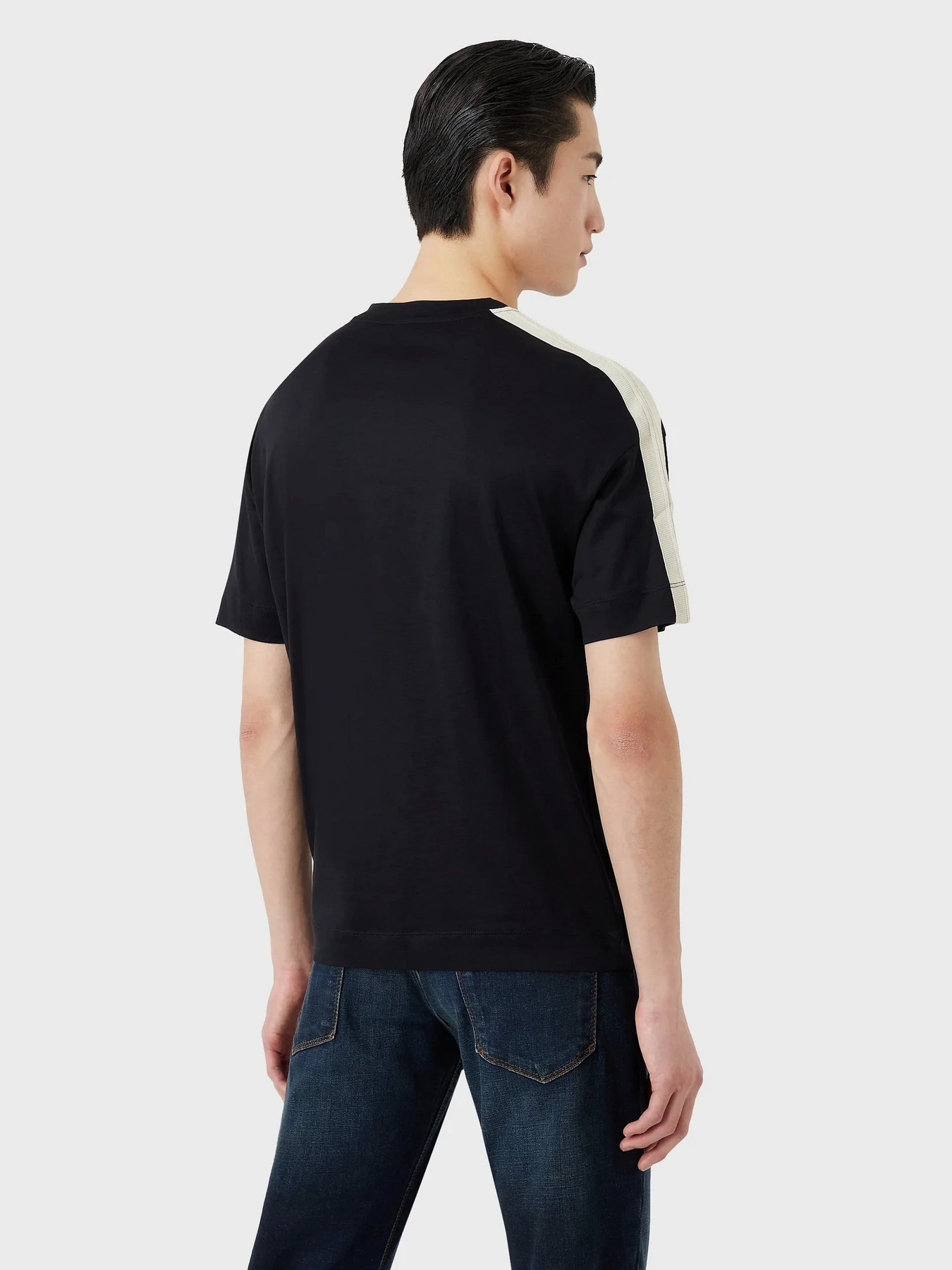 Футболки и поло Emporio Armani модель 3R1TT6-1JUVZ-0920 Фото