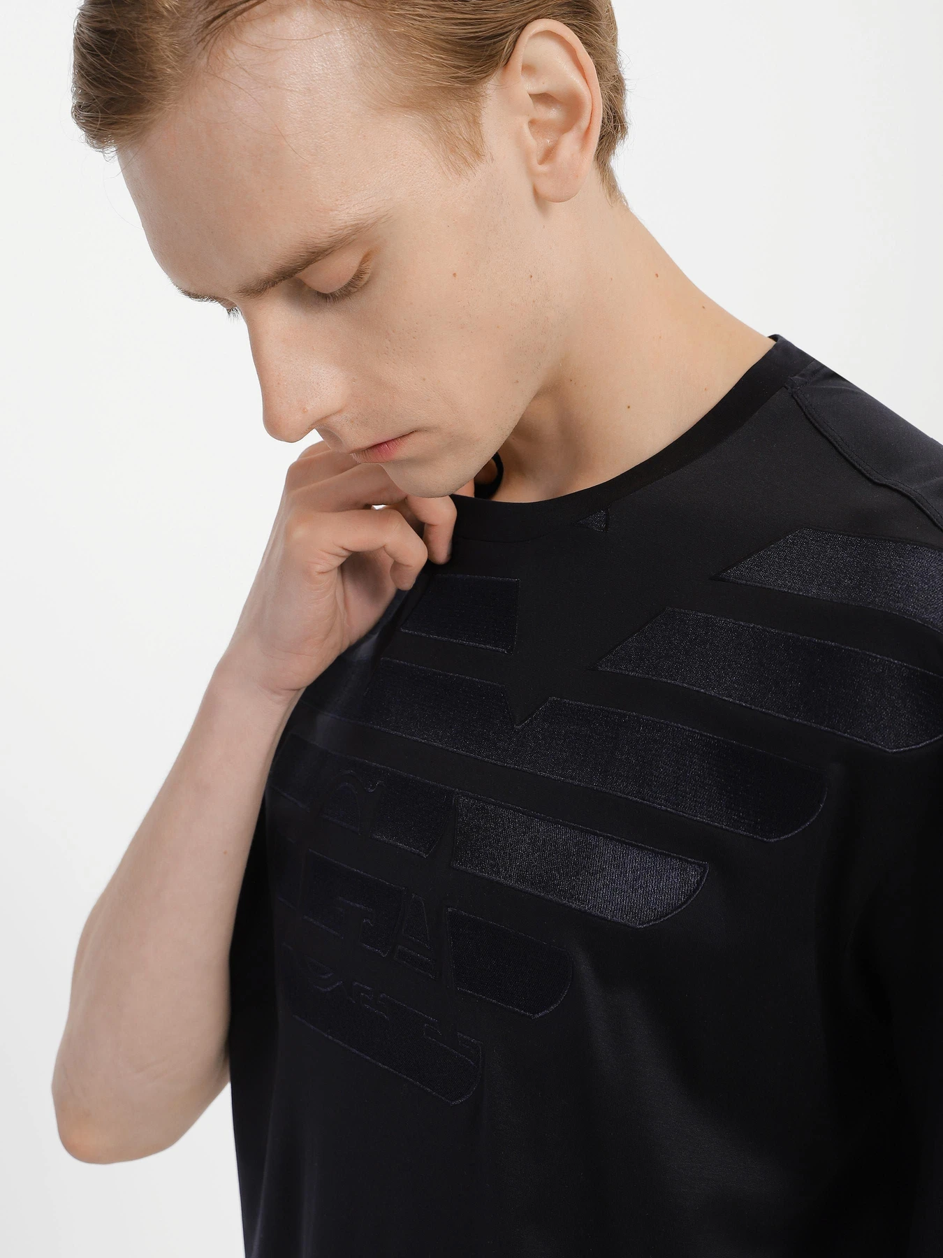 Футболки и поло Emporio Armani модель 3R1TZ2-1JUVZ-09J0 Футболки и поло Emporio Armani модель 3R1TZ2-1JUVZ-09J0 Фото