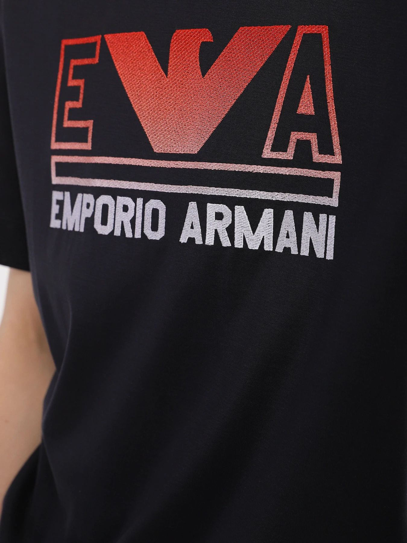 Футболки и поло Emporio Armani модель 3R1TZ4-1JUVZ-09K3 Футболки и поло Emporio Armani модель 3R1TZ4-1JUVZ-09K3 Фото