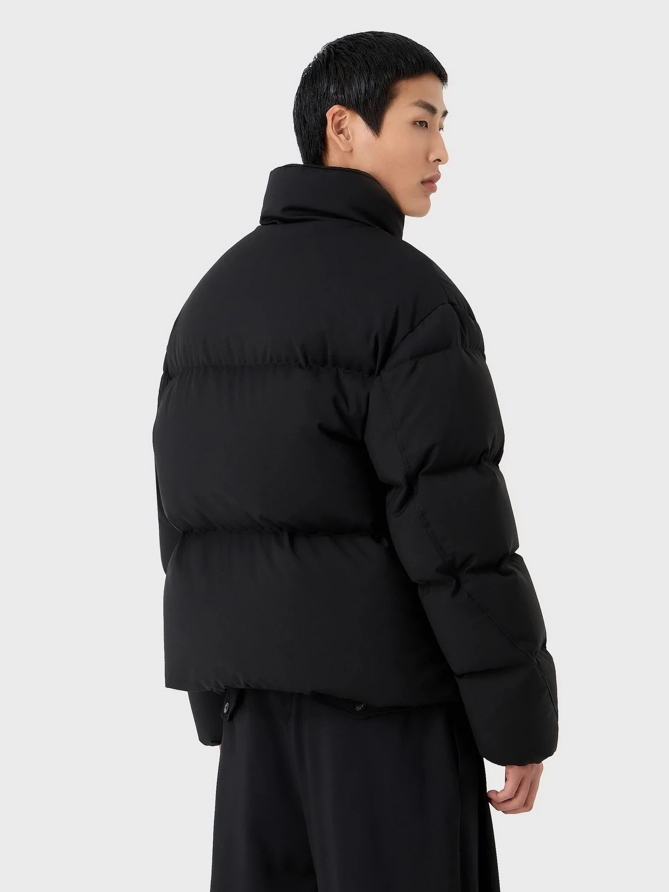 Куртки та дублянки Emporio Armani модель 6R1B6R-1NZ7Z-0999 Куртки та дублянки Emporio Armani модель 6R1B6R-1NZ7Z-0999 Фото