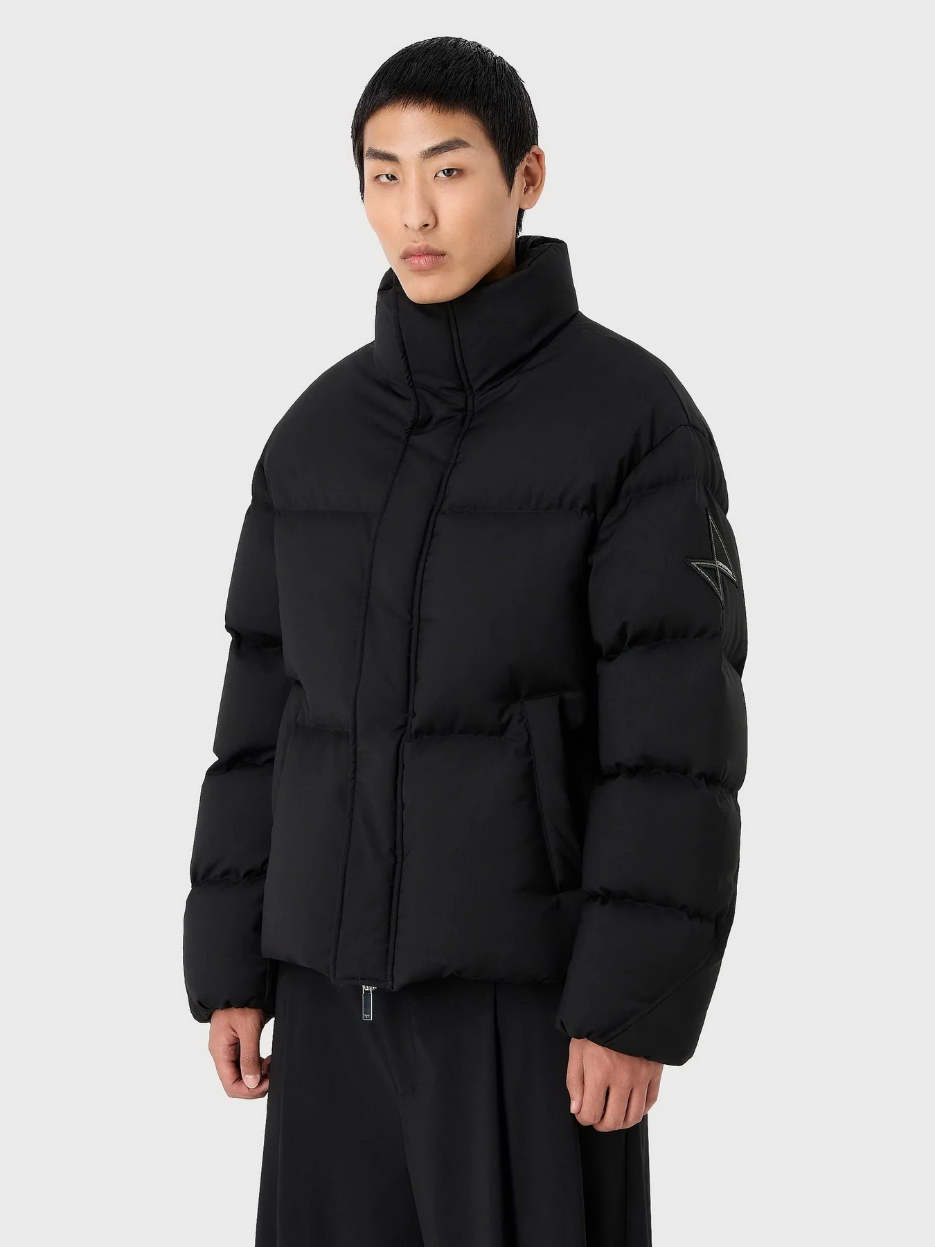 Куртки та дублянки Emporio Armani модель 6R1B6R-1NZ7Z-0999 Куртки та дублянки Emporio Armani модель 6R1B6R-1NZ7Z-0999 Фото
