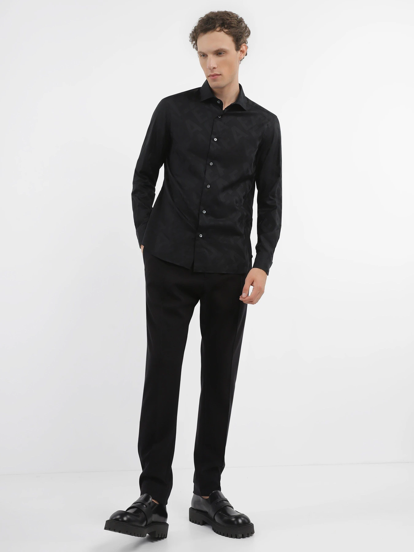 Рубашки Emporio Armani модель 6R1C86-1K0TZ-F030 Рубашки Emporio Armani модель 6R1C86-1K0TZ-F030 Фото
