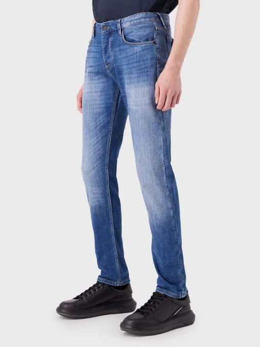 Джинсы Emporio Armani J75 модель 6R1J75-1D09Z-0942 Фото