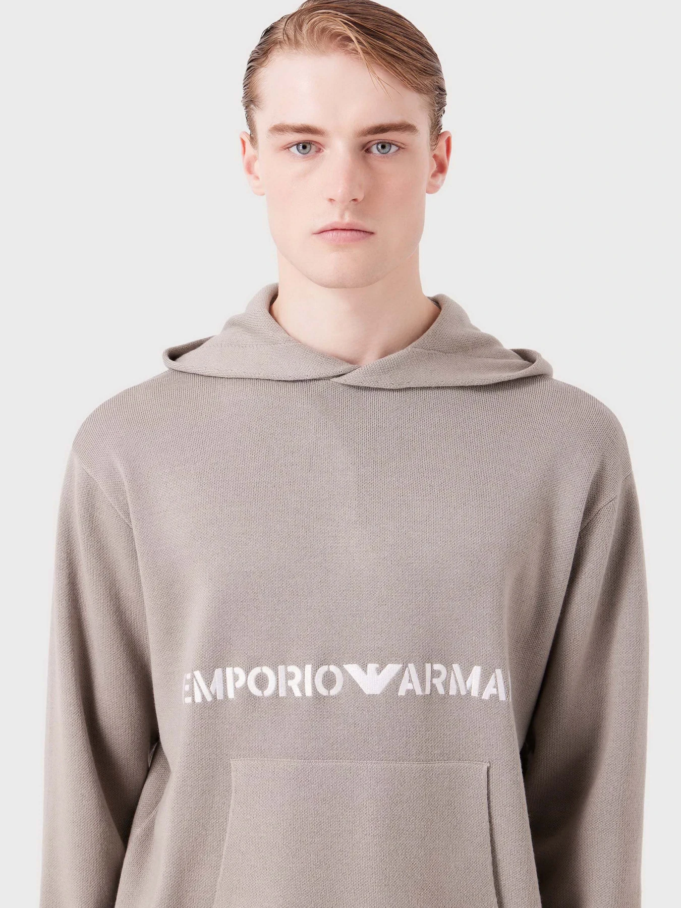 Худи и свитшоты Emporio Armani модель 6R1MX7-1MNBZ-F624 Худи и свитшоты Emporio Armani модель 6R1MX7-1MNBZ-F624 Фото