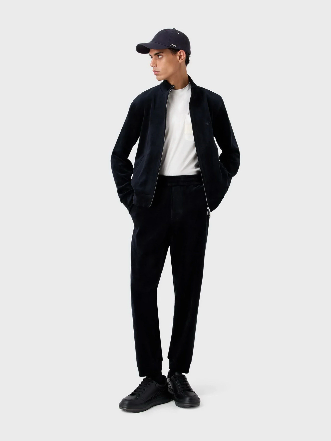 Штани Emporio Armani модель 6R1P7P-1JA8Z-0999 Штани Emporio Armani модель 6R1P7P-1JA8Z-0999 Фото