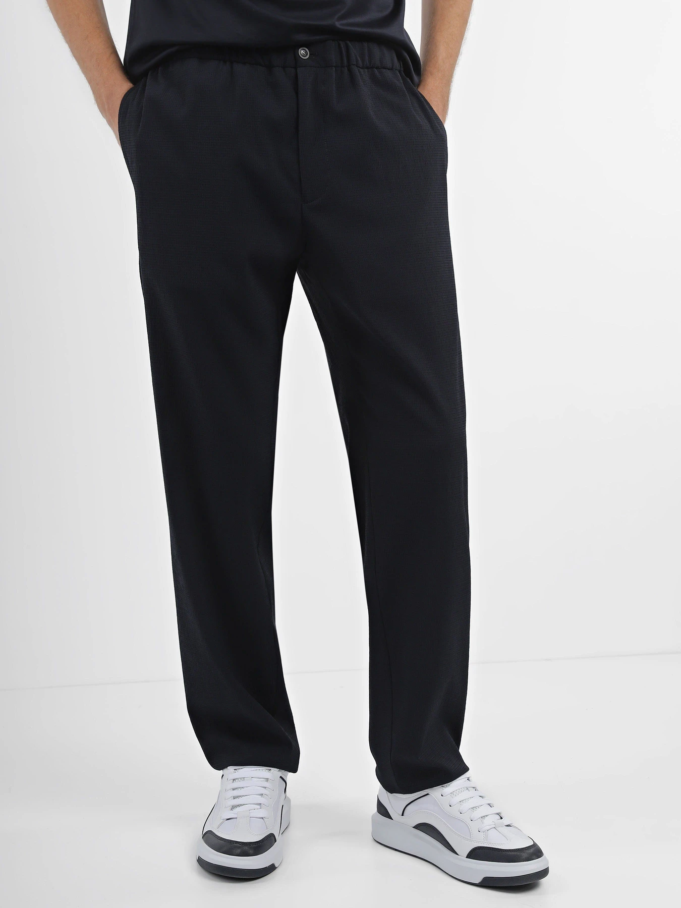 Штани Emporio Armani модель H41P04-E1082-922 Штани Emporio Armani модель H41P04-E1082-922 Фото