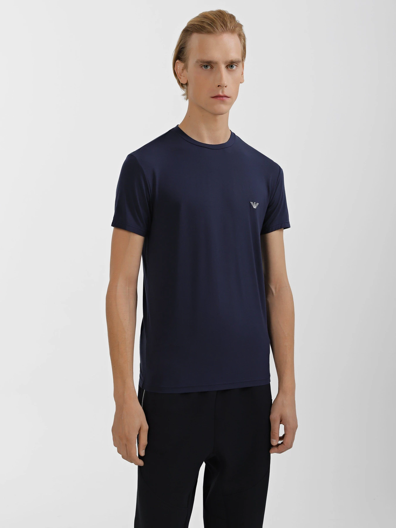 Футболки и поло Emporio Armani модель 111971-3F511-00135 Фото