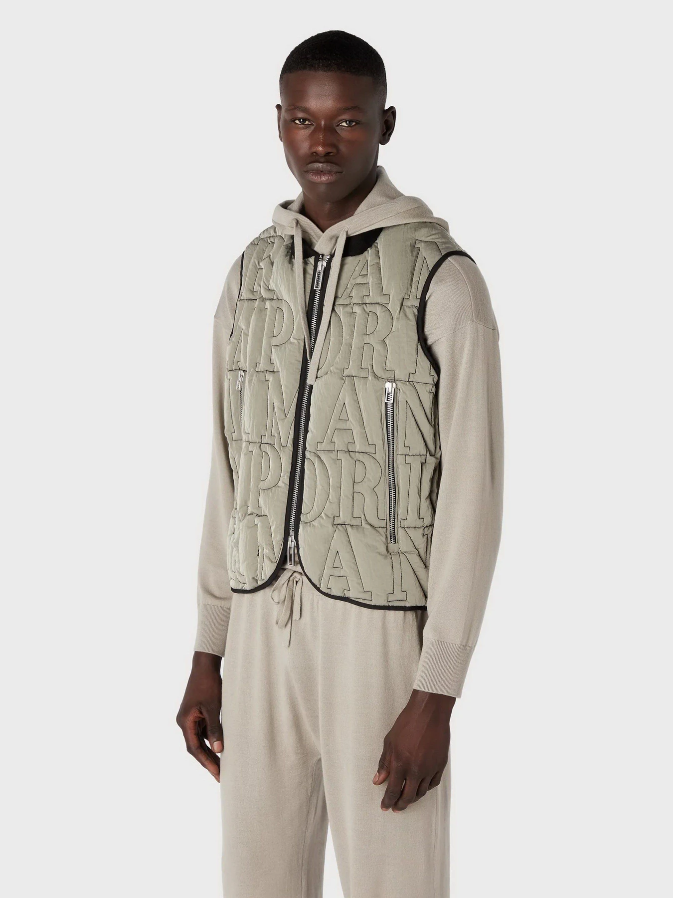Куртки та дублянки Emporio Armani модель 6R1BN8-1NZKZ-0643 Куртки та дублянки Emporio Armani модель 6R1BN8-1NZKZ-0643 Фото