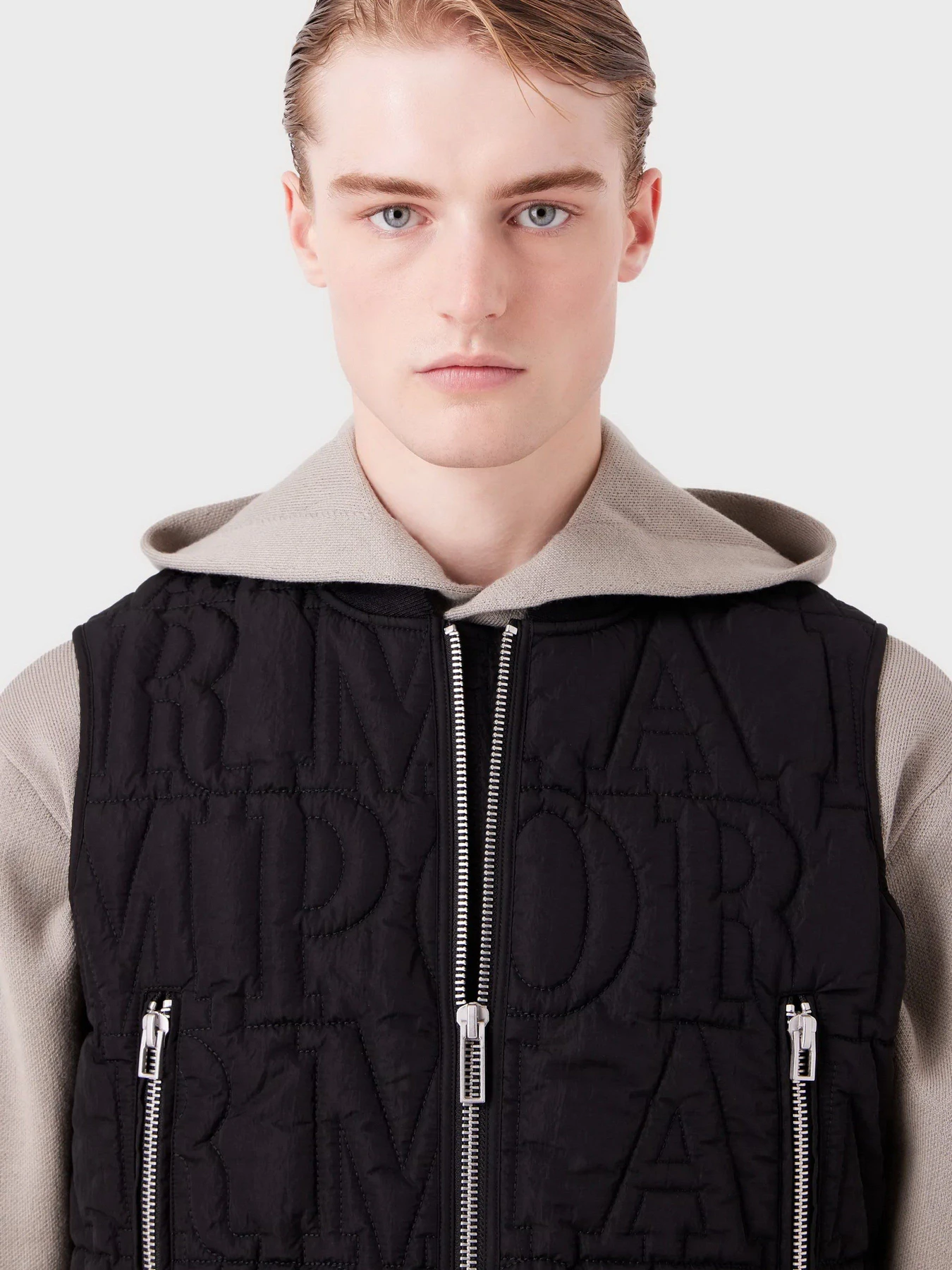 Куртки и дубленки Emporio Armani модель 6R1BN8-1NZKZ-0999 Куртки и дубленки Emporio Armani модель 6R1BN8-1NZKZ-0999 Фото