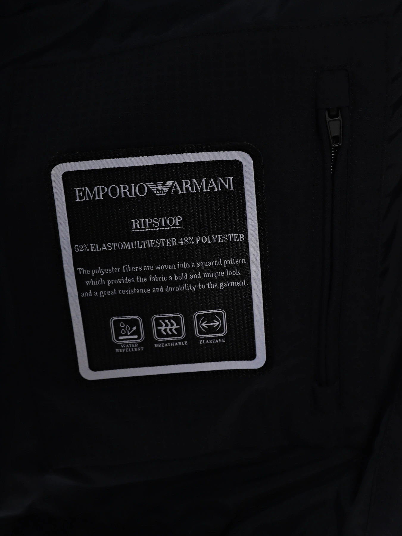 Куртки та дублянки Emporio Armani модель 6R1BU2-1NAMZ-0920 Куртки та дублянки Emporio Armani модель 6R1BU2-1NAMZ-0920 Фото
