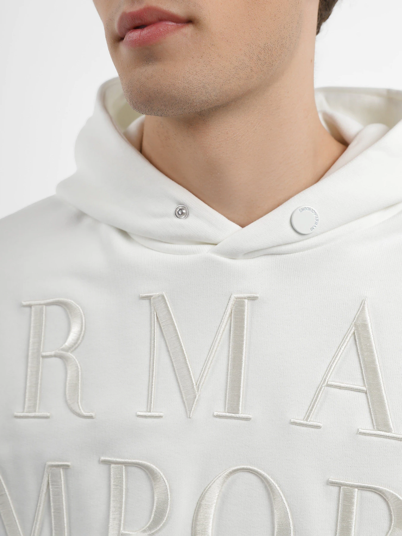 Худи и свитшоты Emporio Armani модель 6R1MCR-1JWPZ-0101 Худи и свитшоты Emporio Armani модель 6R1MCR-1JWPZ-0101 Фото