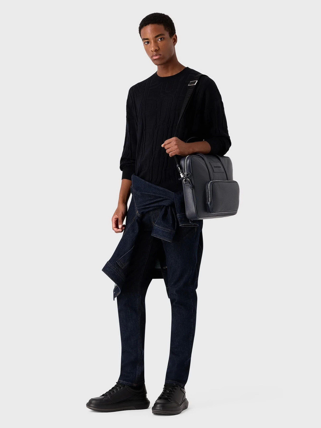 Свитры и кардиганы Emporio Armani модель 6R1MX4-1MFVZ-F919 Свитры и кардиганы Emporio Armani модель 6R1MX4-1MFVZ-F919 Фото